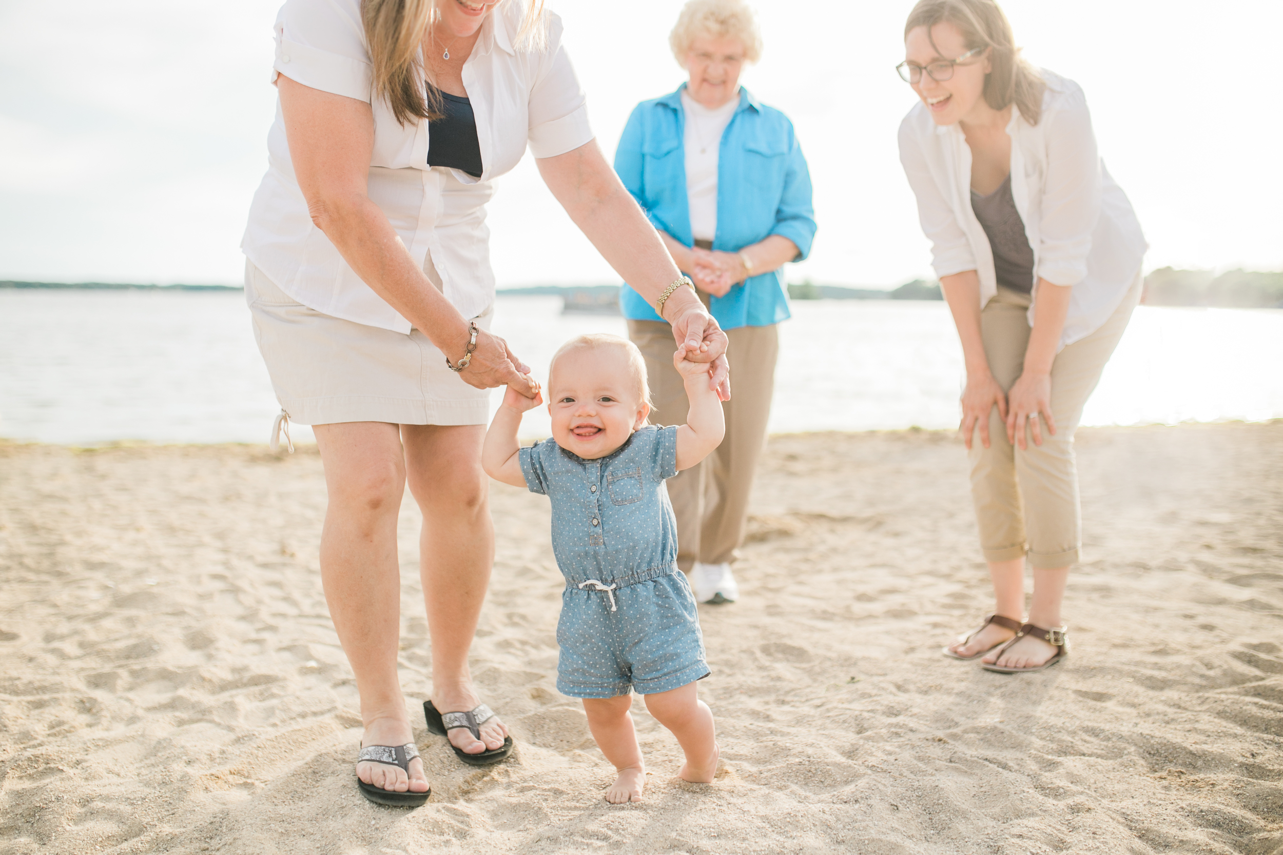 Vanessa Wyler Pewaukee Beach Photography Ice Cream Family Photos Photoshoot