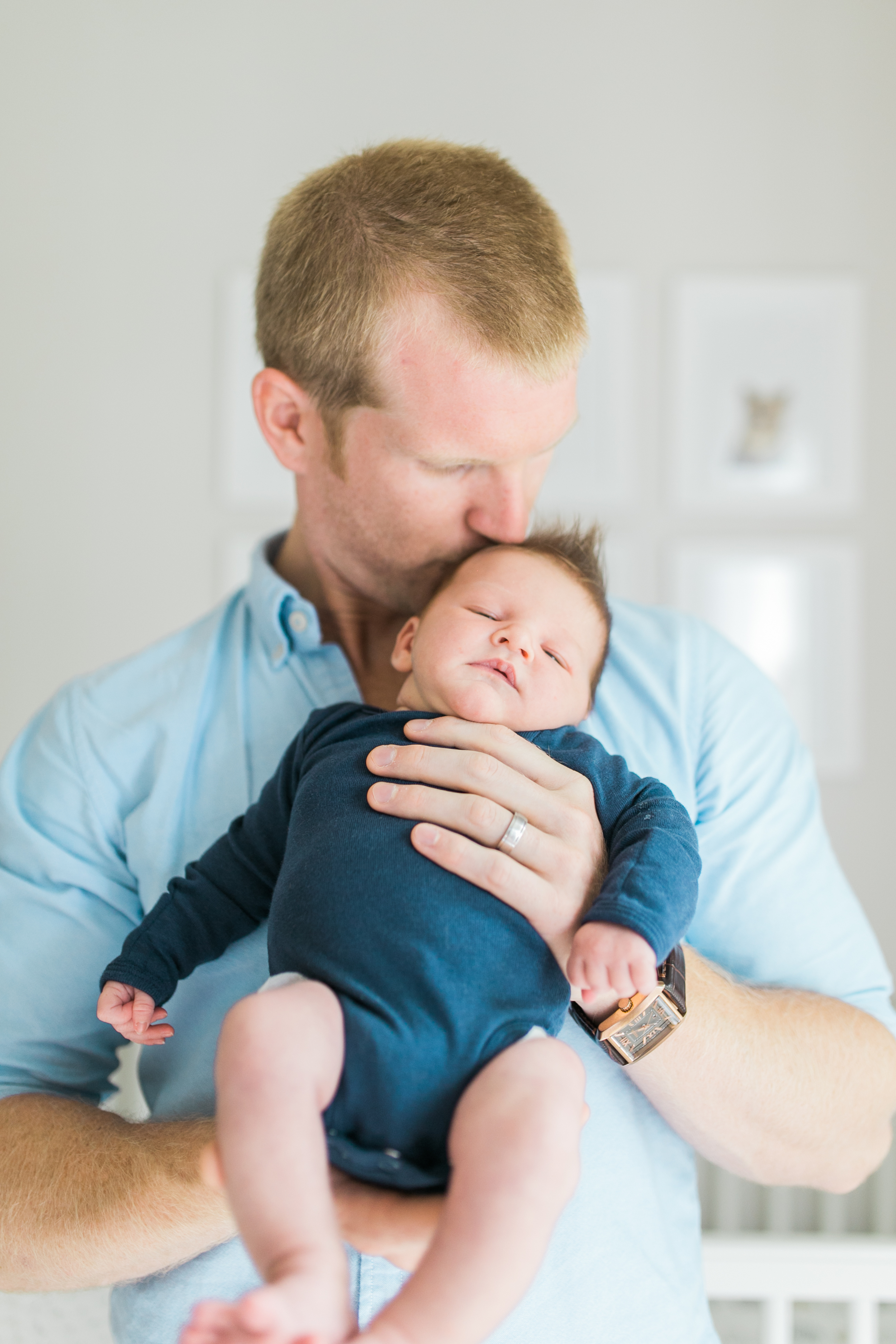 vanessa wyler photography pewaukee oconomowoc newborn lifestyle photos light airy nursery baby animals