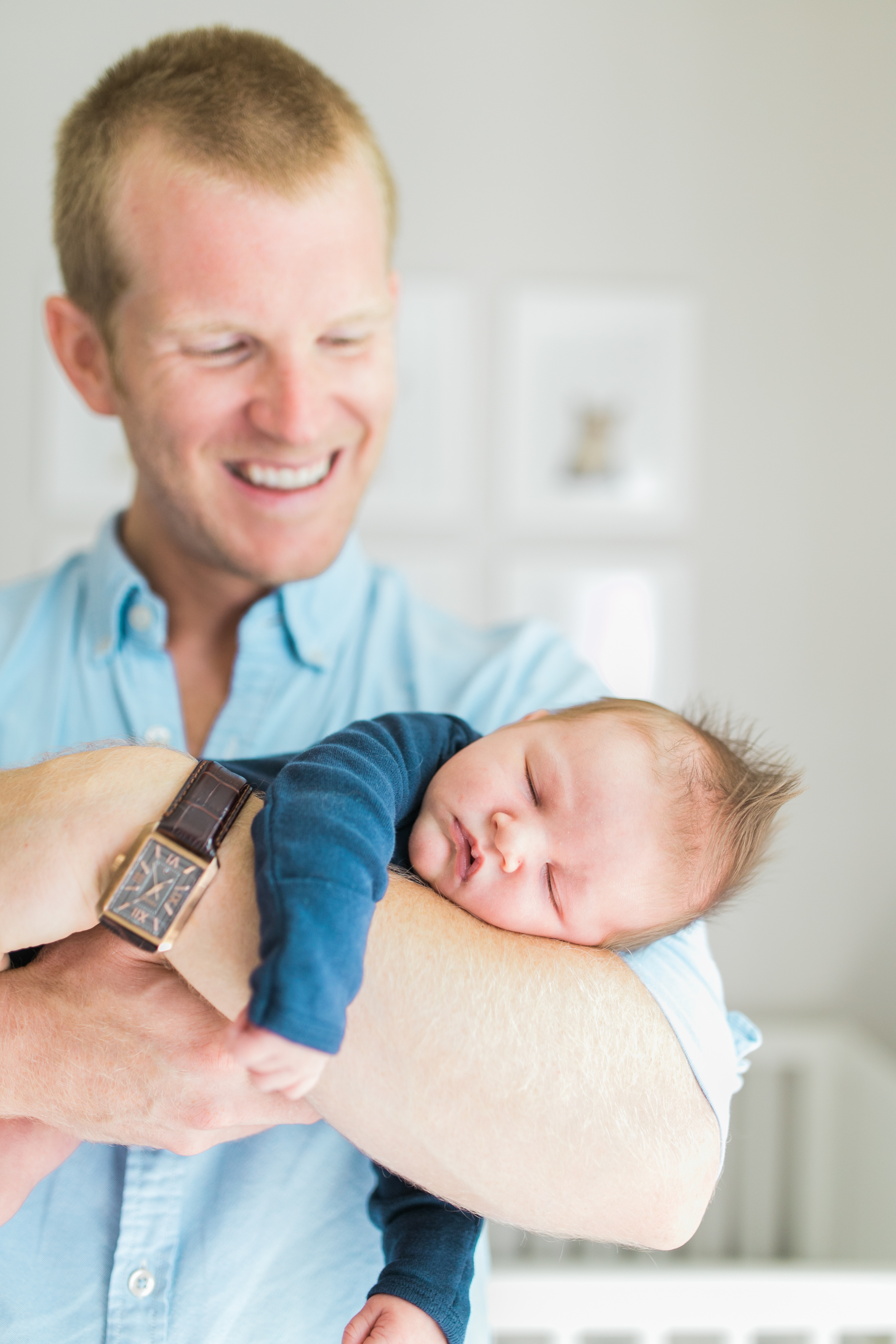 vanessa wyler photography pewaukee oconomowoc newborn lifestyle photos light airy nursery baby animals