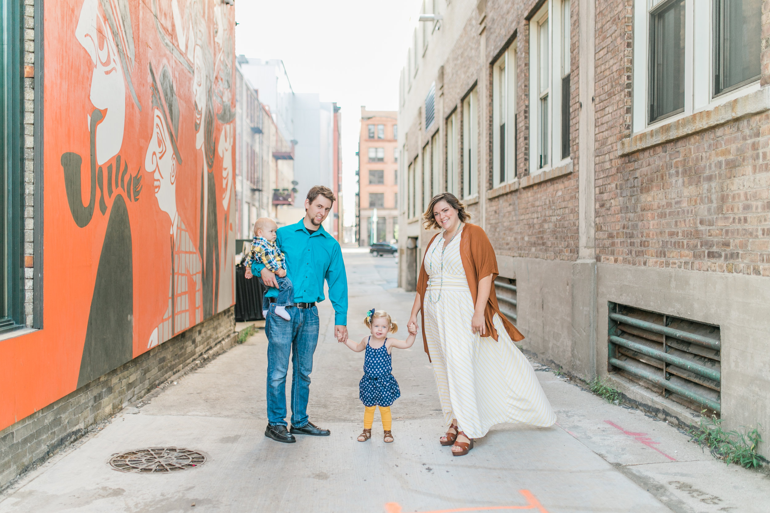 vanessa wyler pewaukee photographer milwaukee third ward