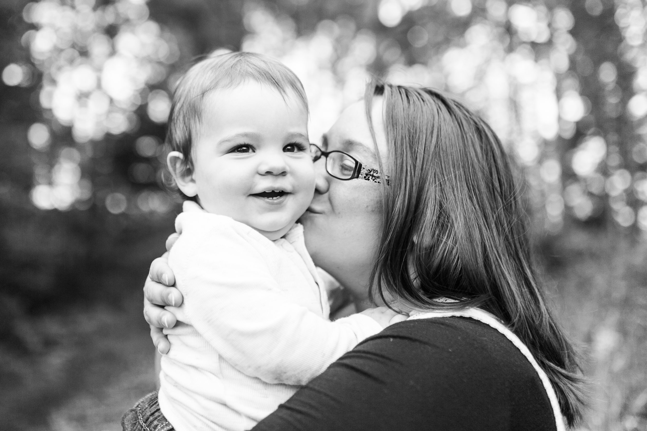 vanessa wyler pewaukee milestone one year old session