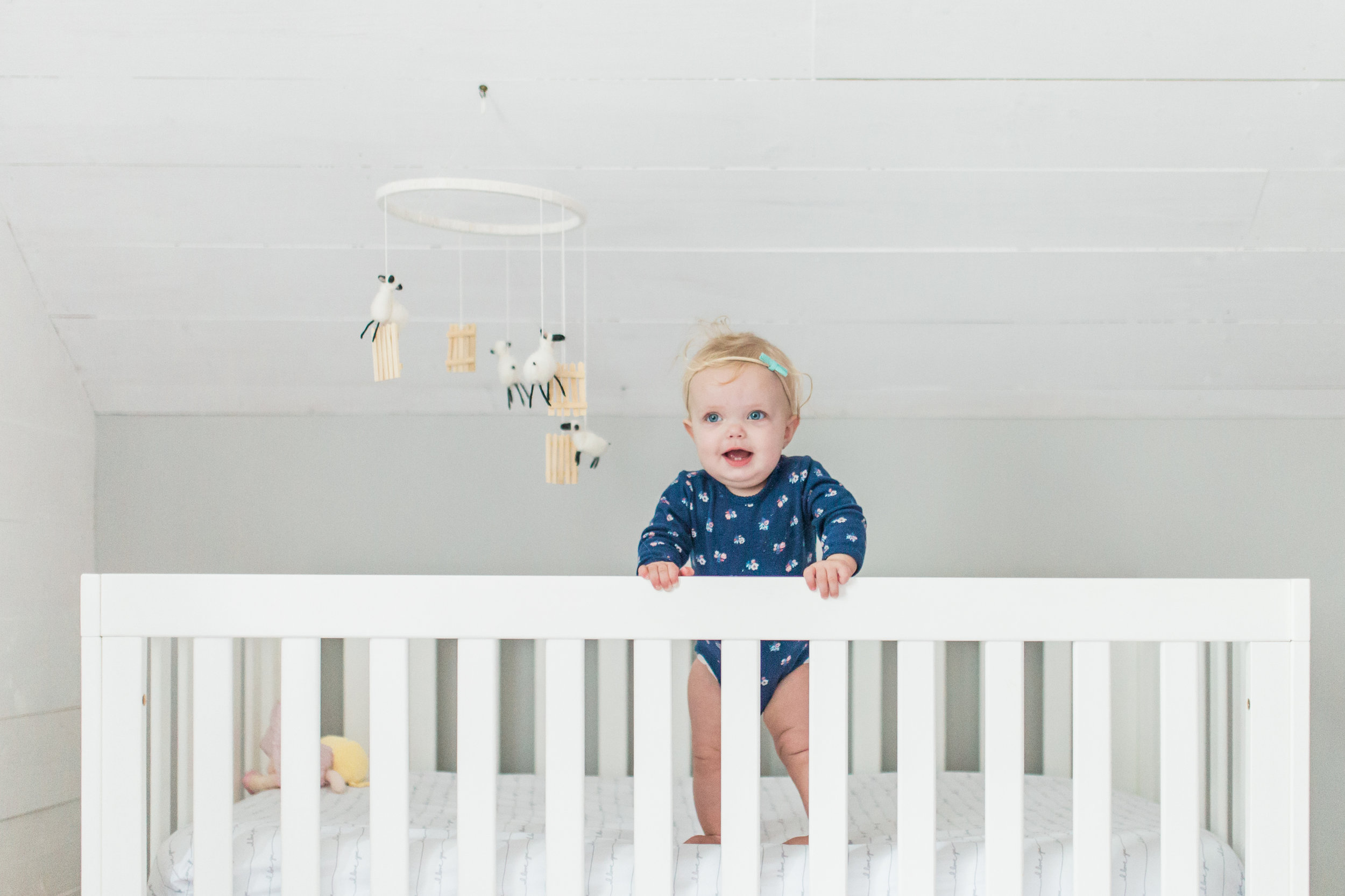 vanessa-wyler-lifestyle-milestone-8-month-old-baby-photos-pewaukee