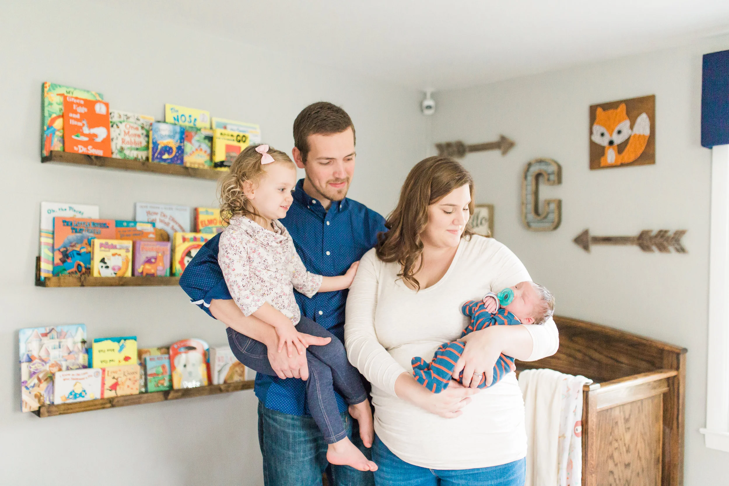 waukesha-in-home-newborn-photography-pewaukee-vanessa-wyler