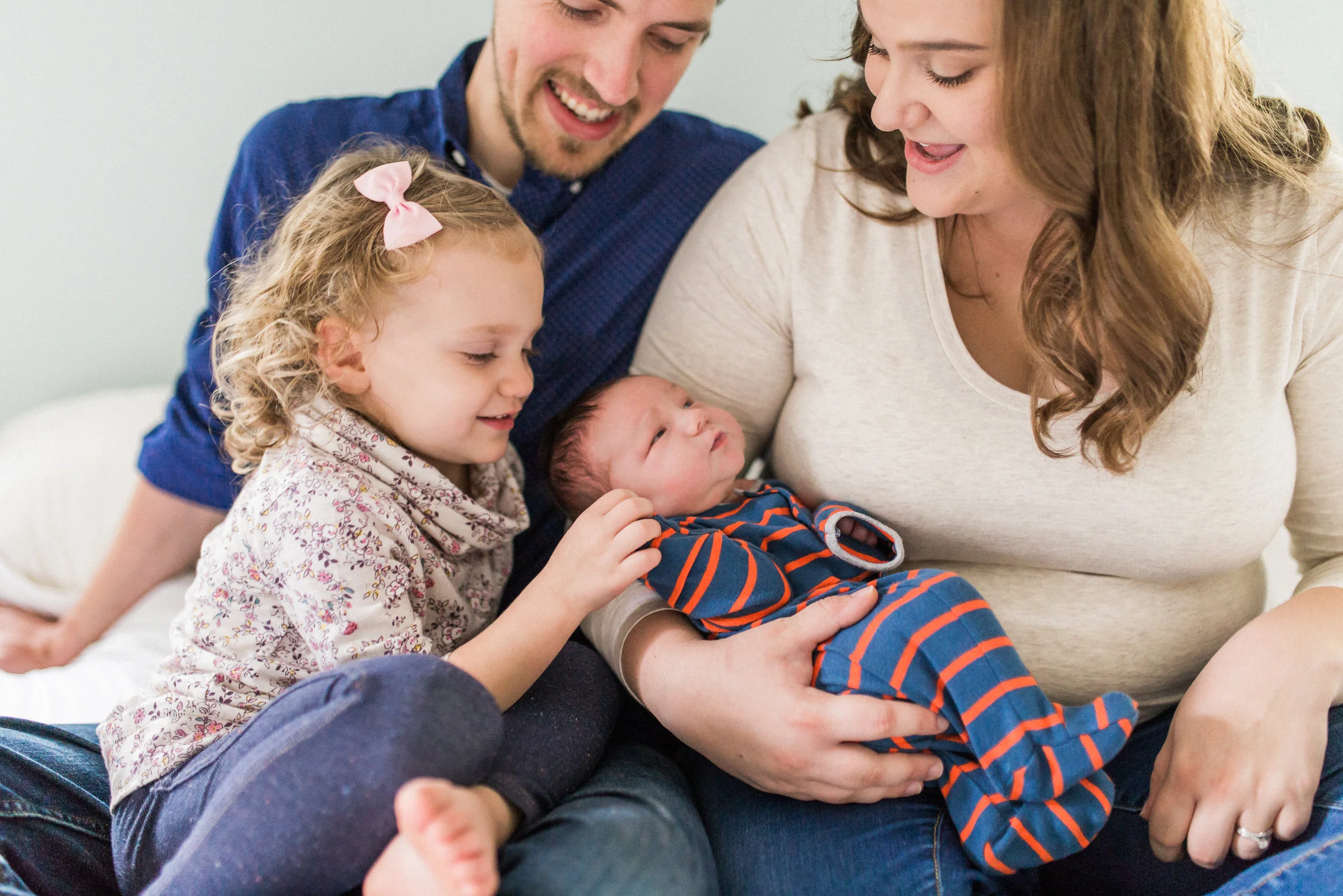waukesha-in-home-newborn-photography-pewaukee-vanessa-wyler