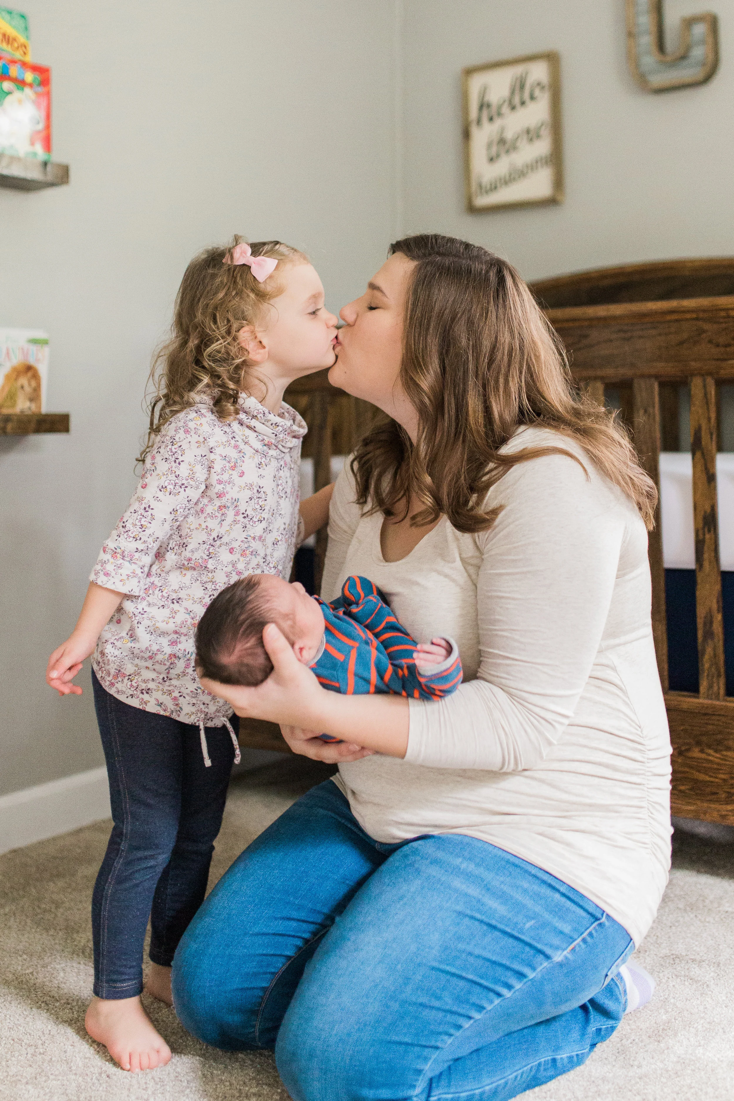 waukesha-in-home-newborn-photography-pewaukee-vanessa-wyler