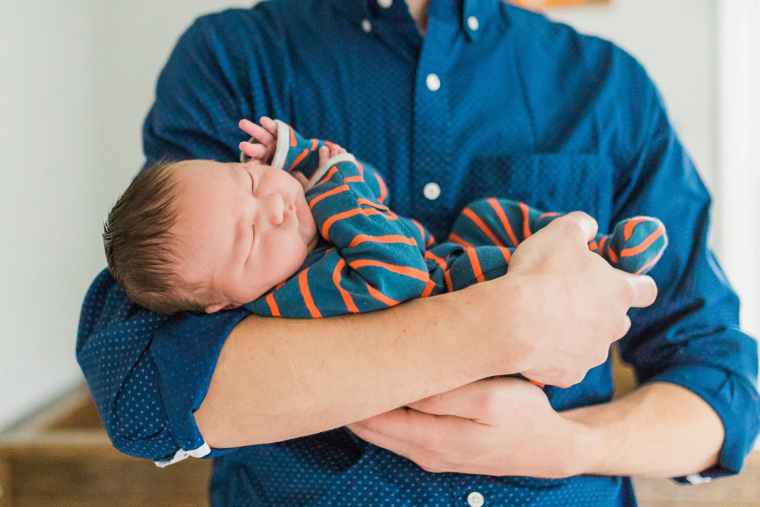 waukesha-in-home-newborn-photography-pewaukee-vanessa-wyler