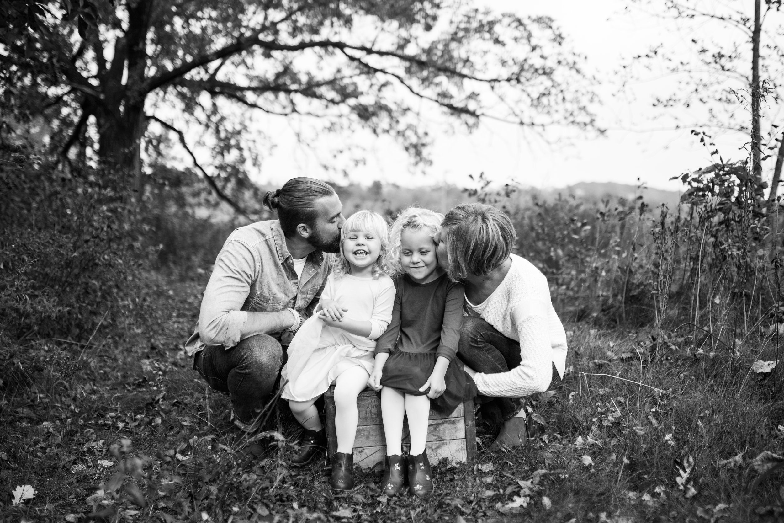 vanessa-wyler-photography-fall-mini-session-waukesha-retzer-nature-center