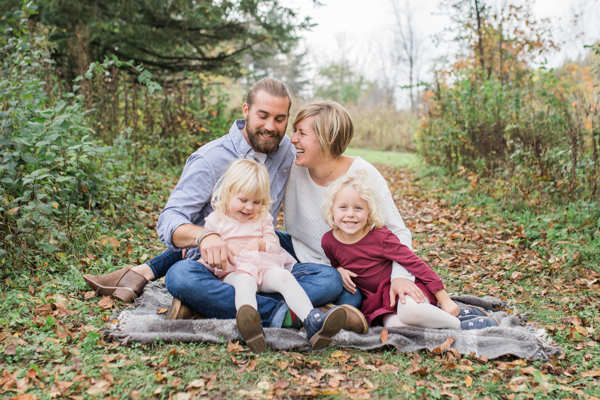 vanessa-wyler-photography-fall-mini-session-waukesha-retzer-nature-center