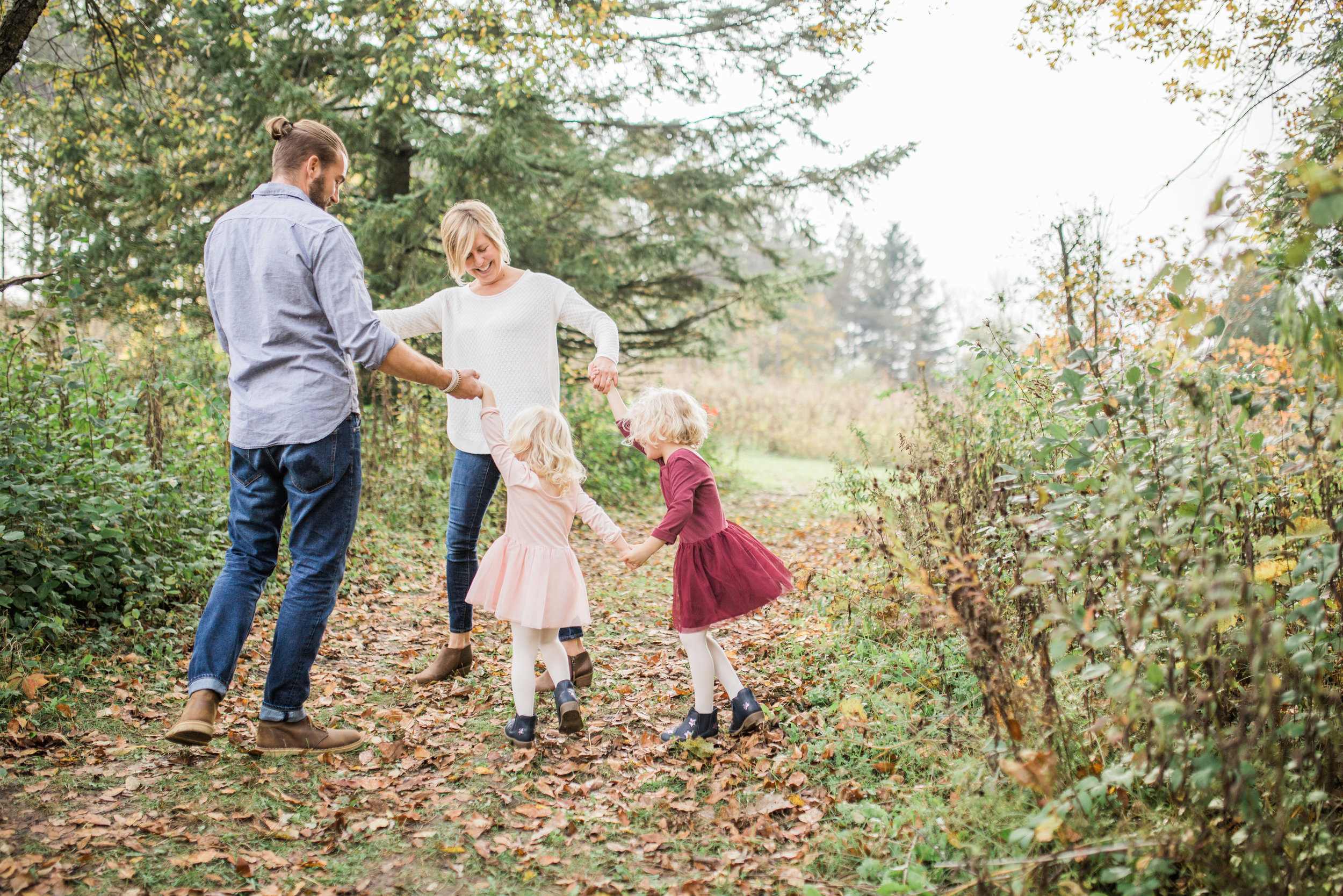 vanessa-wyler-photography-fall-mini-session-waukesha-retzer-nature-center