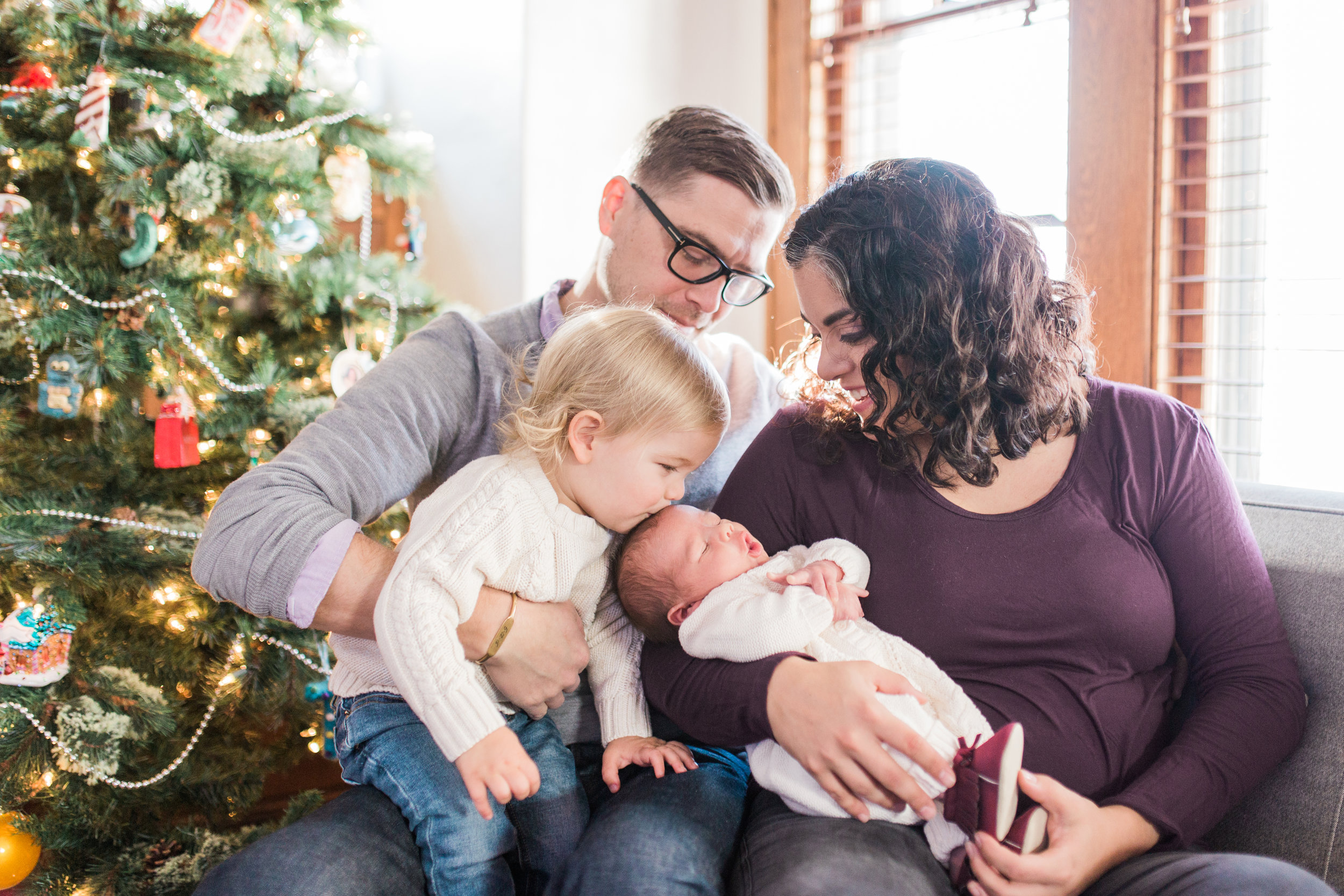 vanessa wyler newborn in home photography pewaukee waukesha