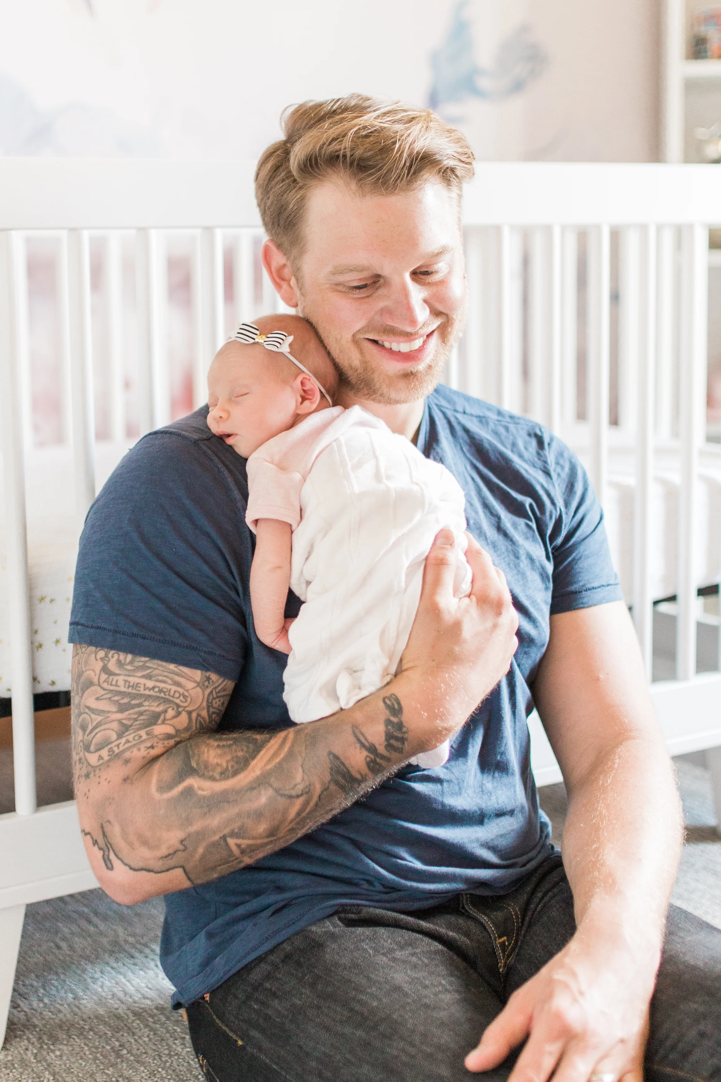 vanessa wyler waukesha newborn photography lifestyle floral nursery wallpaper