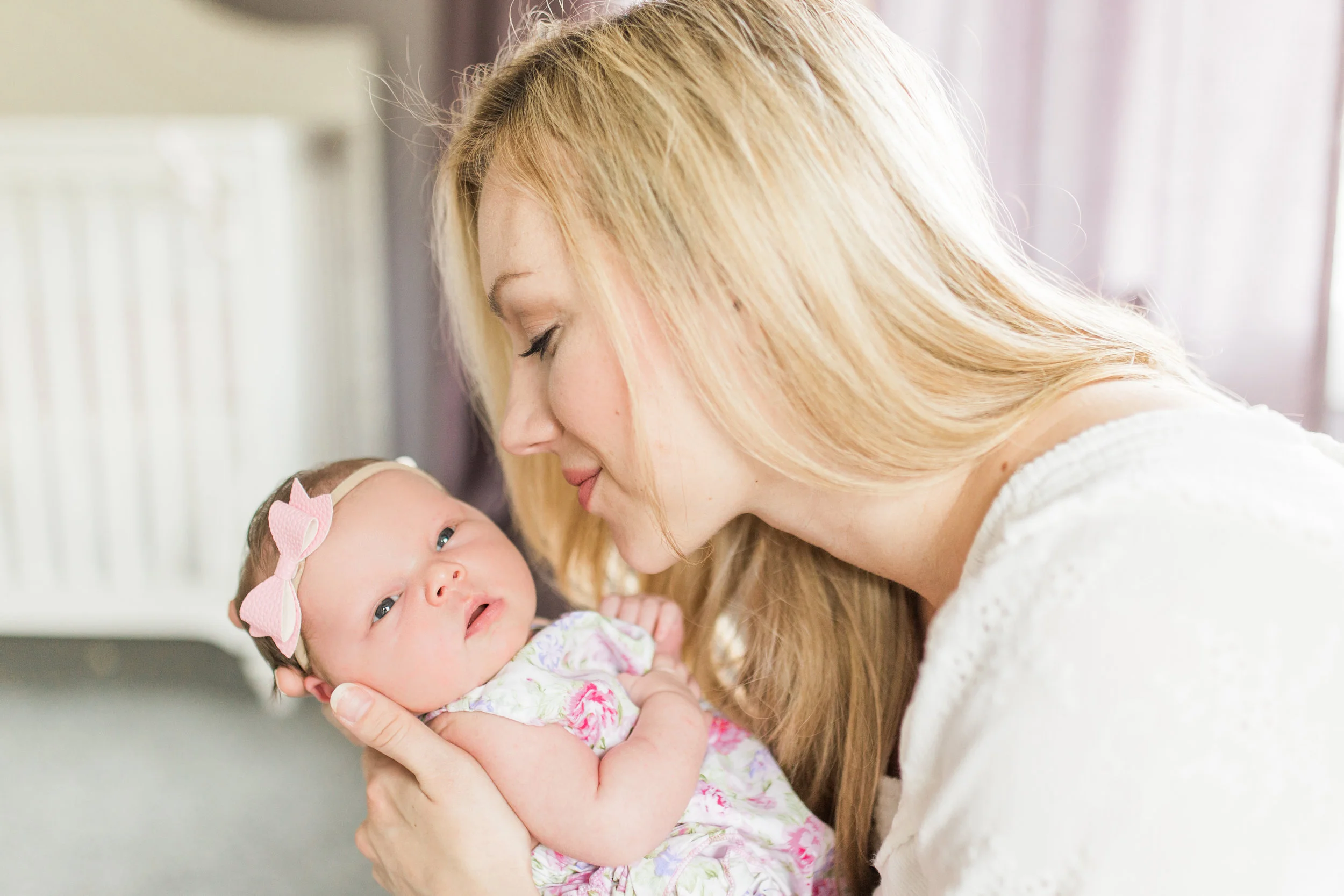 vanessa wyler newborn lifestyle in-home photography hartland pewaukee wi