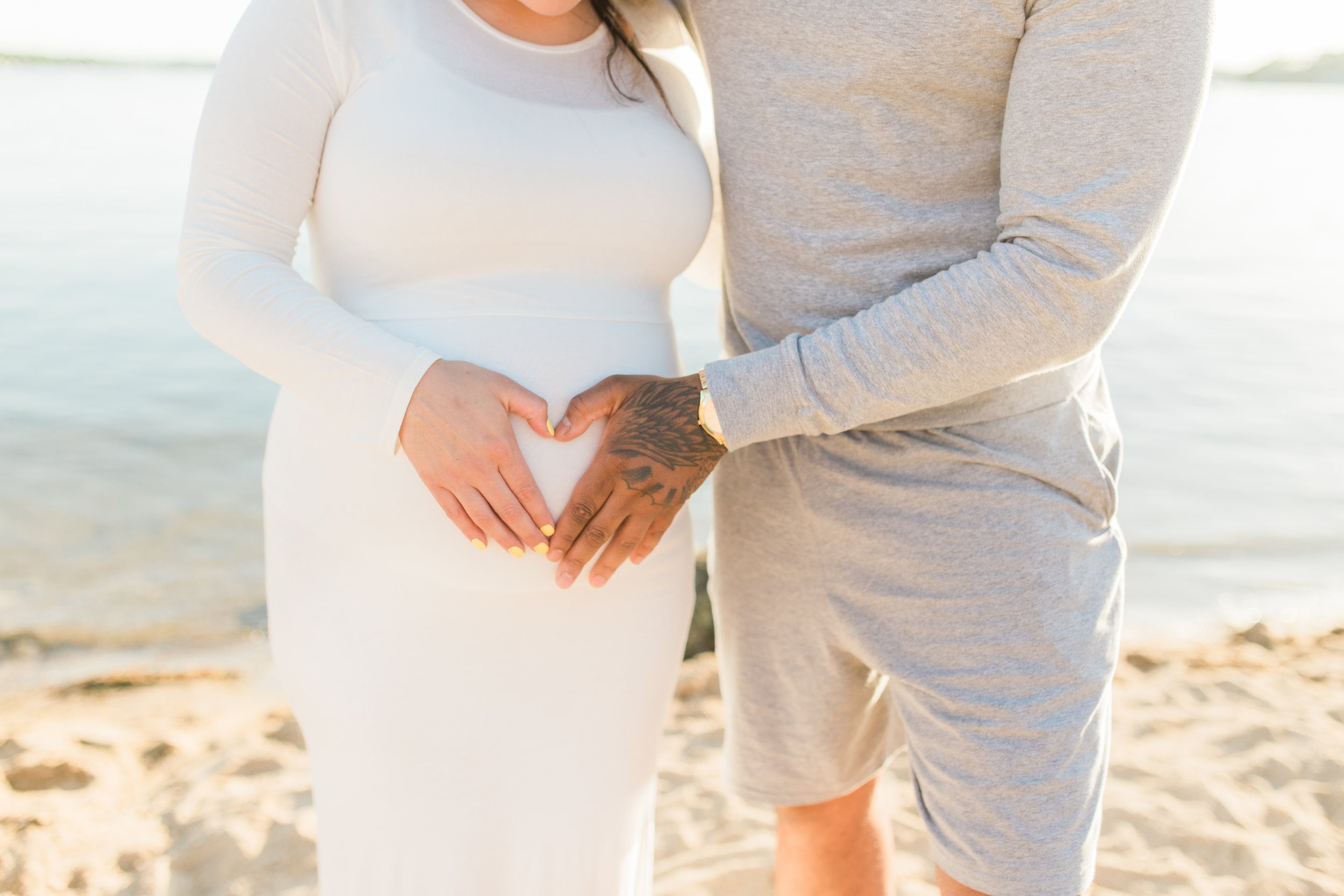 vanessa wyler photographer maternity beach pewaukee