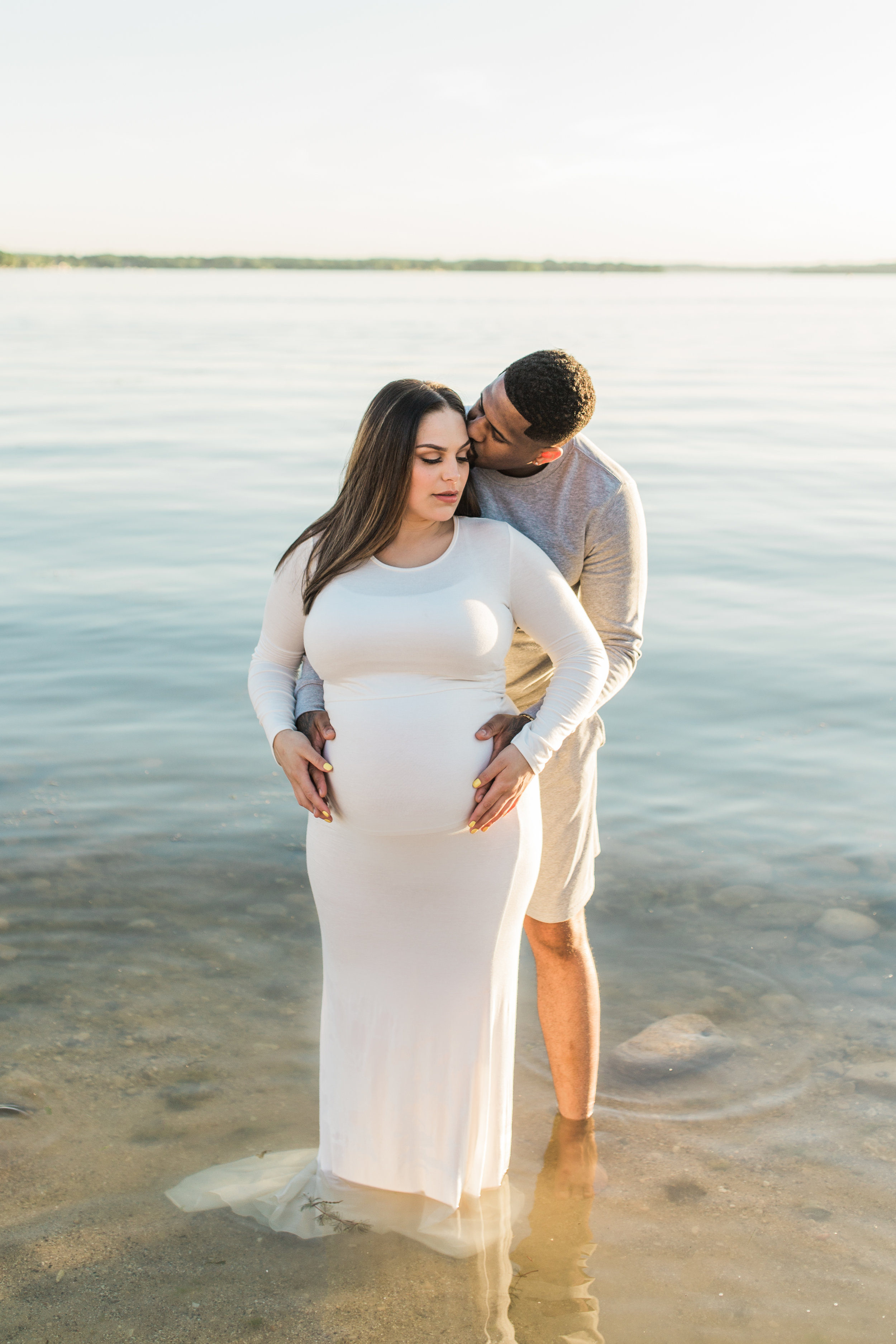 vanessa wyler photographer maternity beach pewaukee