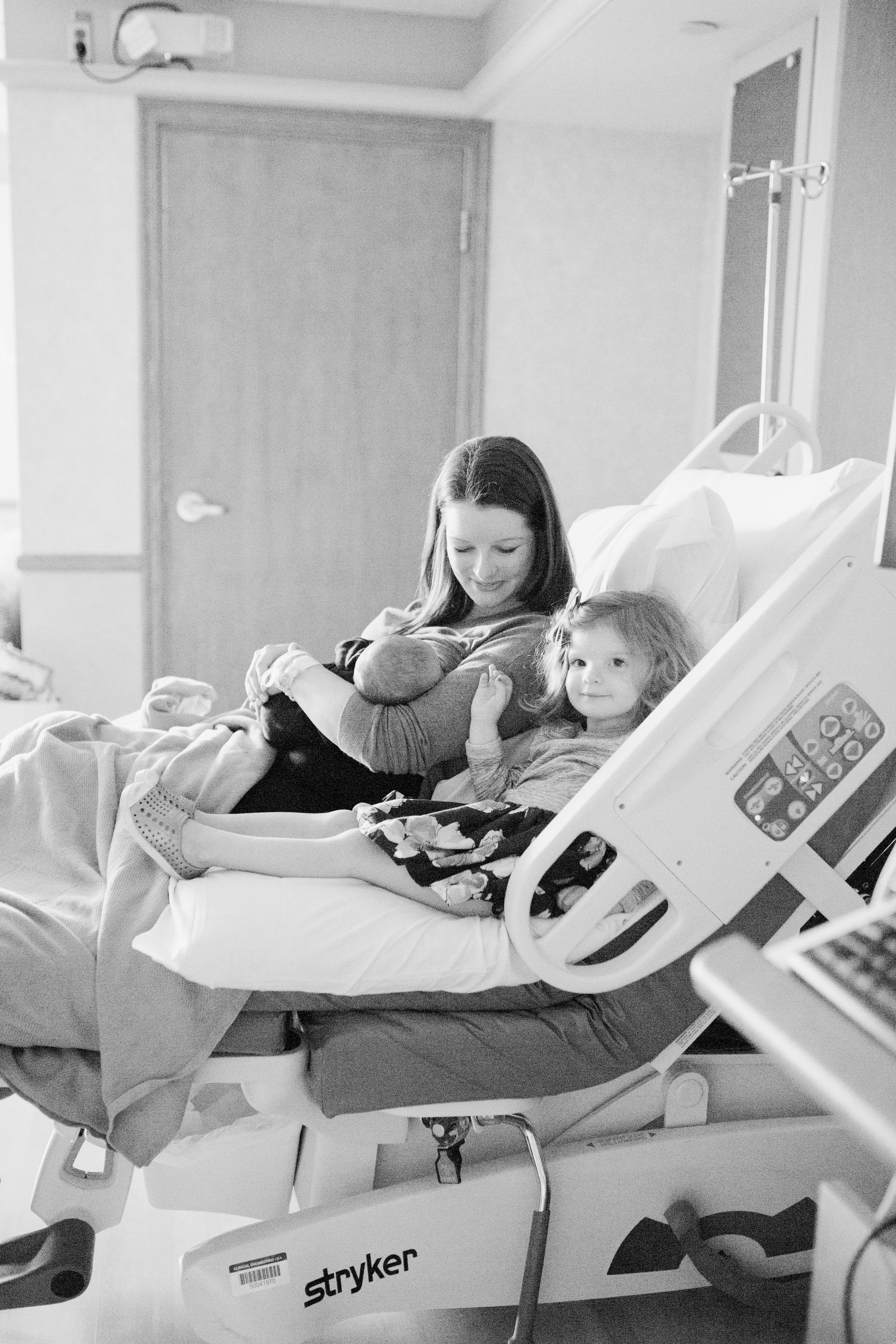vanessa wyler photography fresh 48 hospital newborn photography brookfield waukesha wisconsin