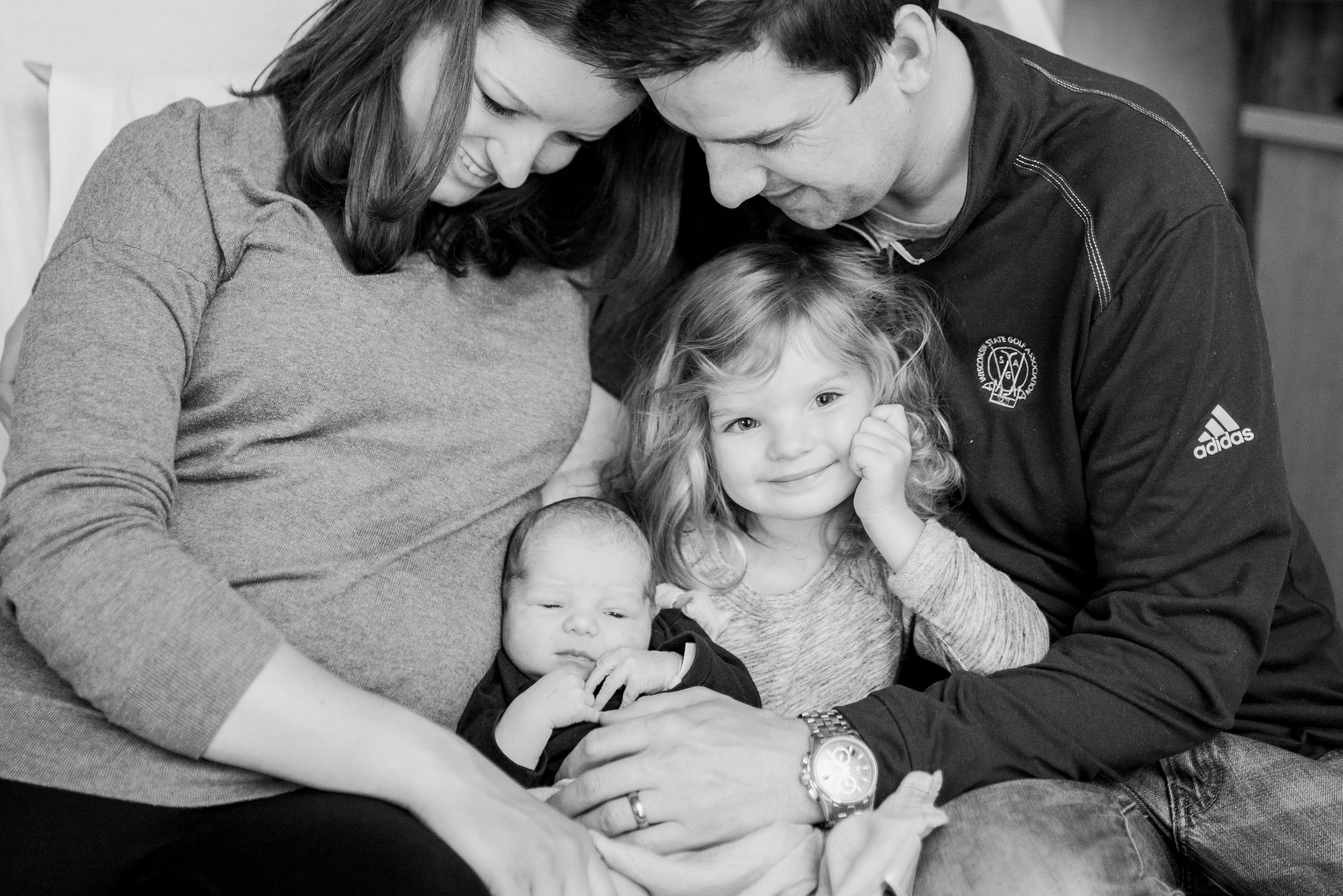 vanessa wyler photography fresh 48 hospital newborn photography brookfield waukesha wisconsin