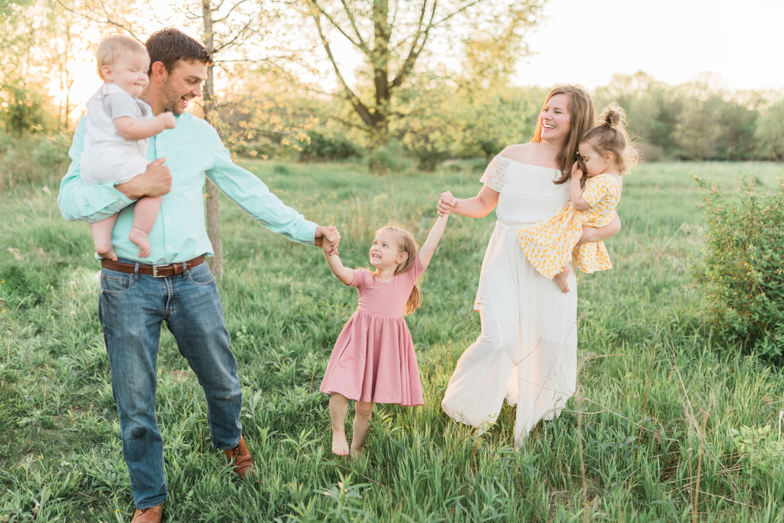 vanessa wyler photography brookfield wisconsin family photography sunset fox brook park