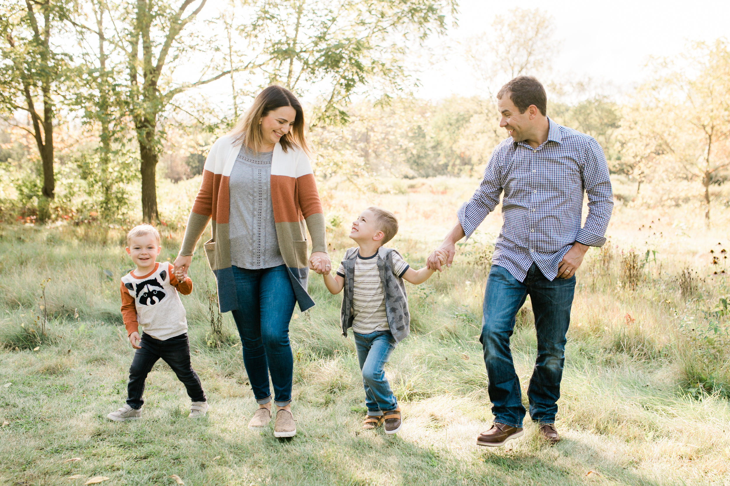 fall family photos waukesha vanessa wyler photography