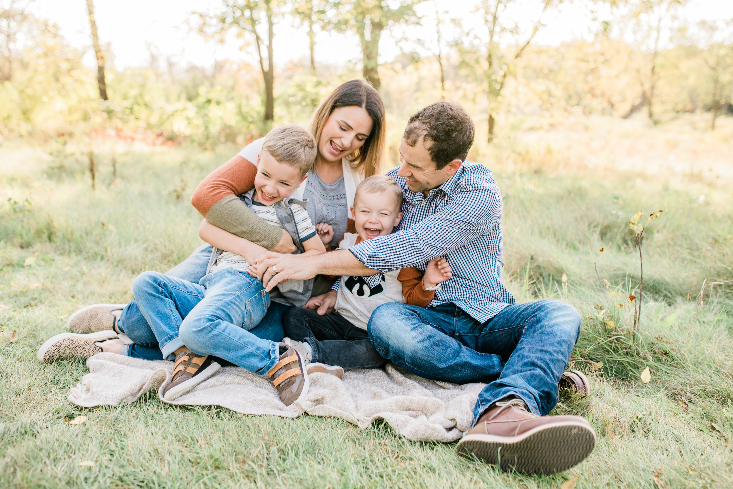 fall family photos waukesha vanessa wyler photography