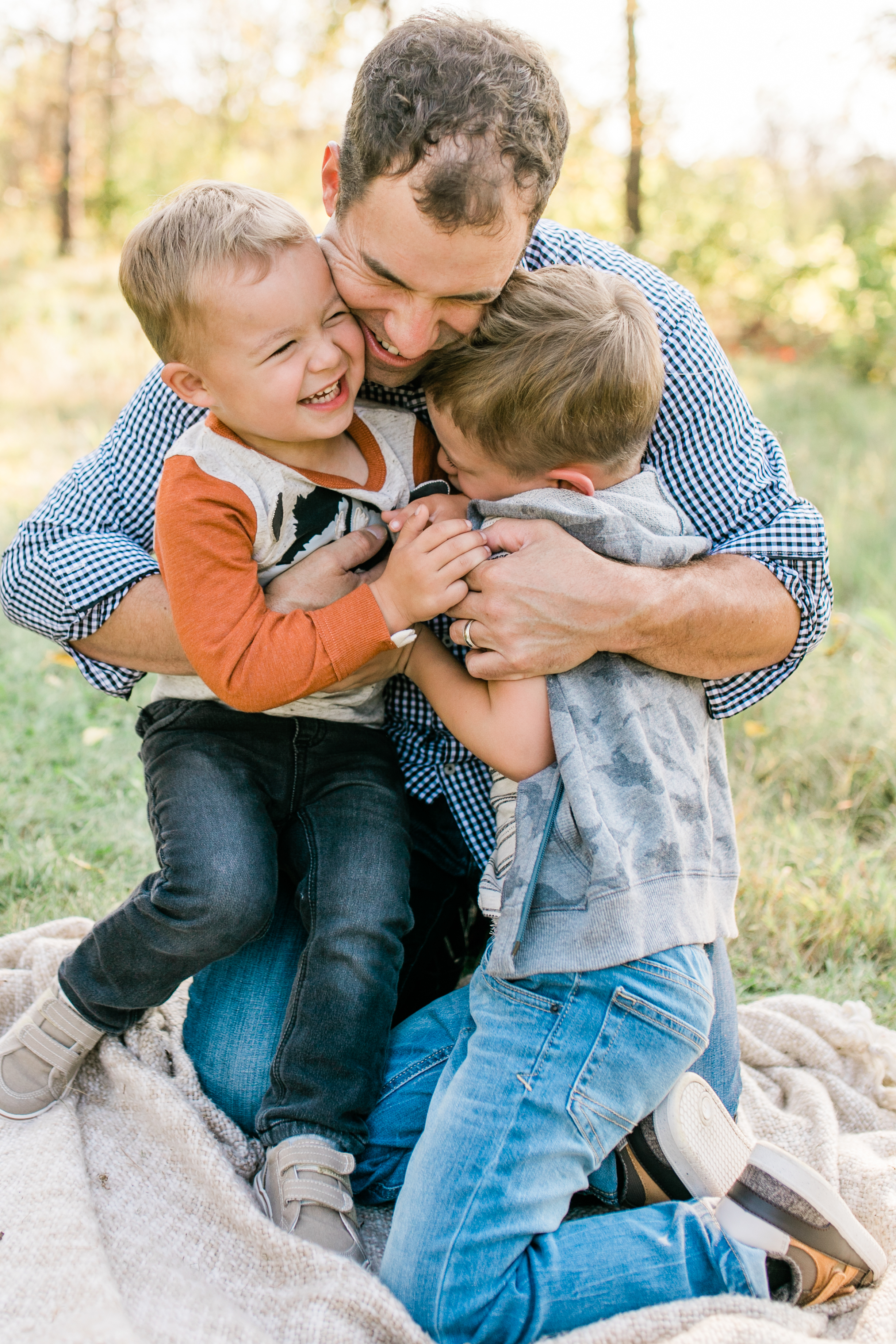 fall family photos waukesha vanessa wyler photography