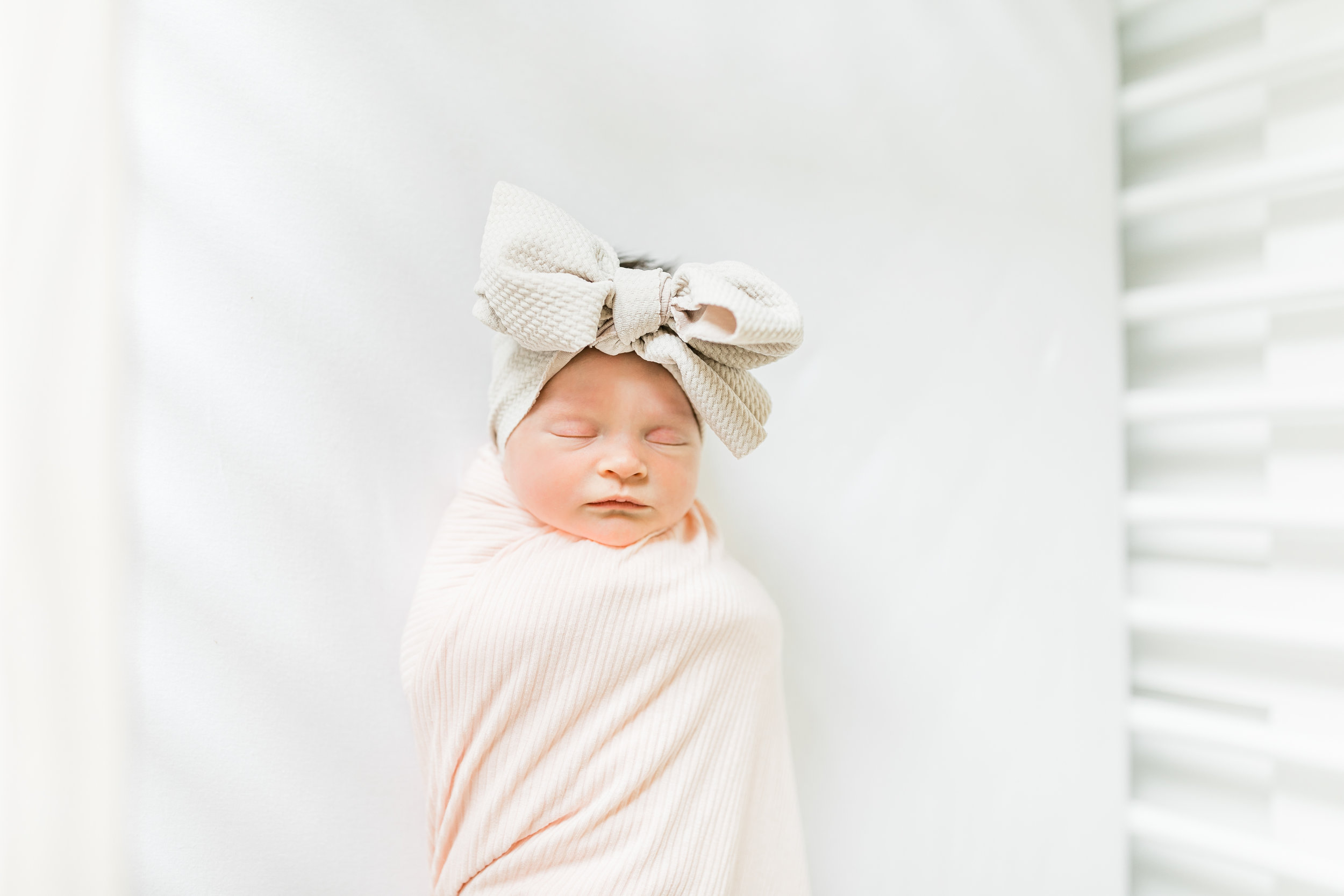 newborn-lifestyle-photography-waukesha