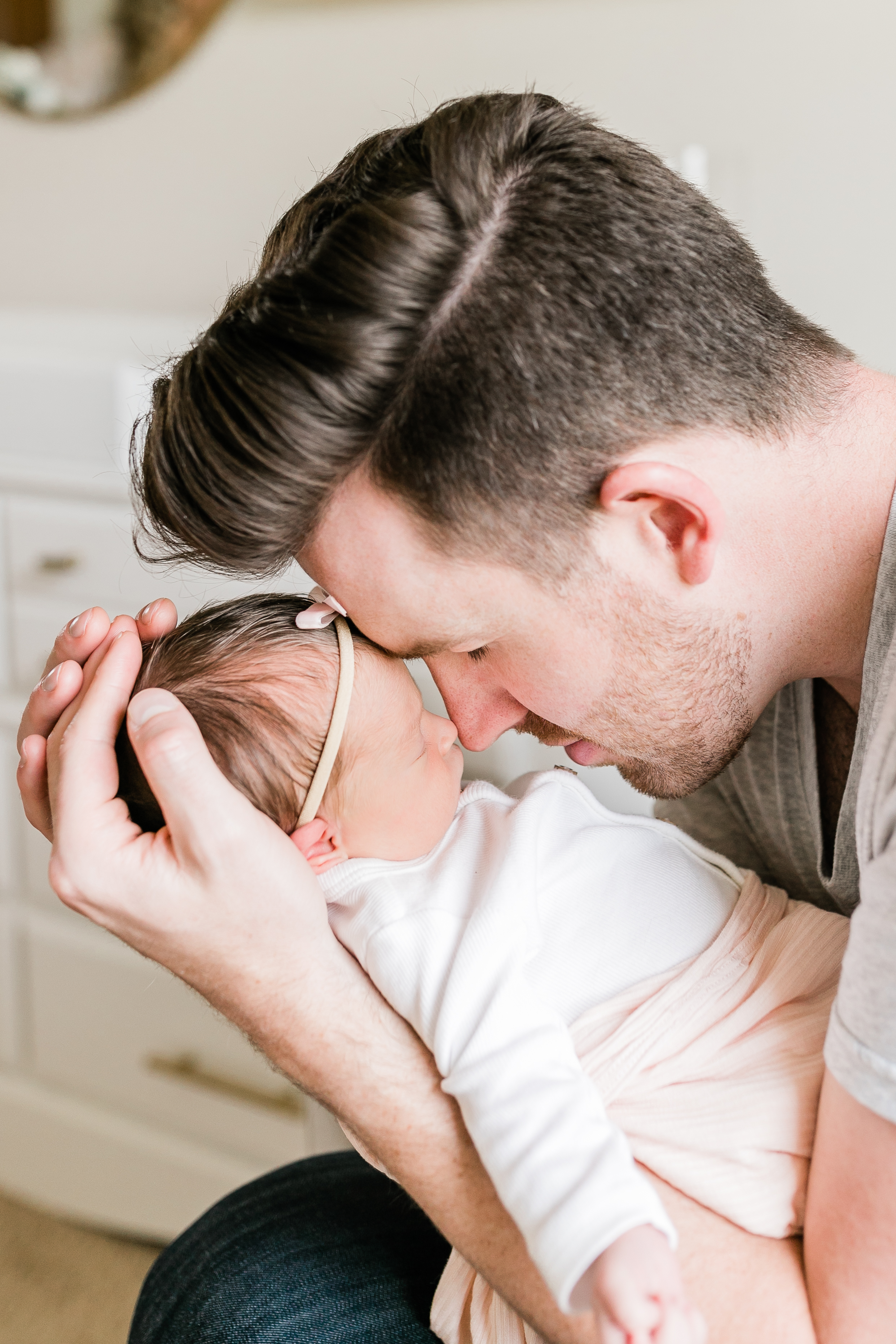newborn-lifestyle-photography-waukesha