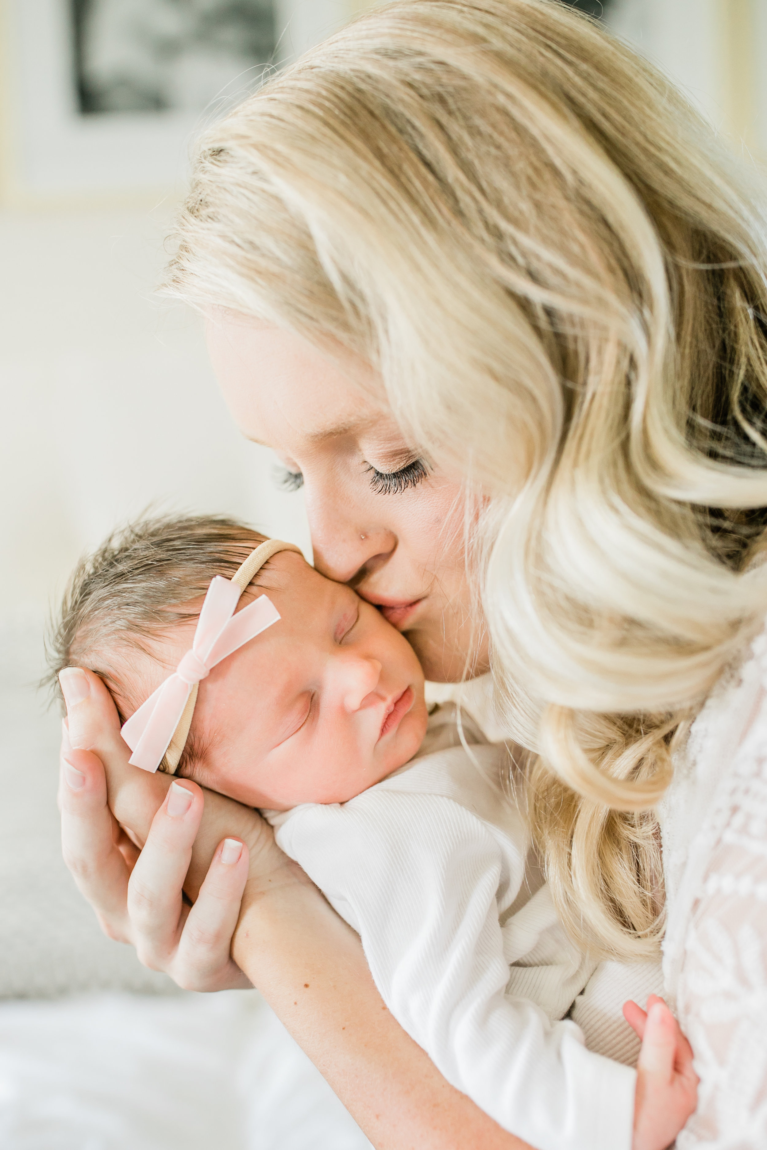 newborn-lifestyle-photography-waukesha