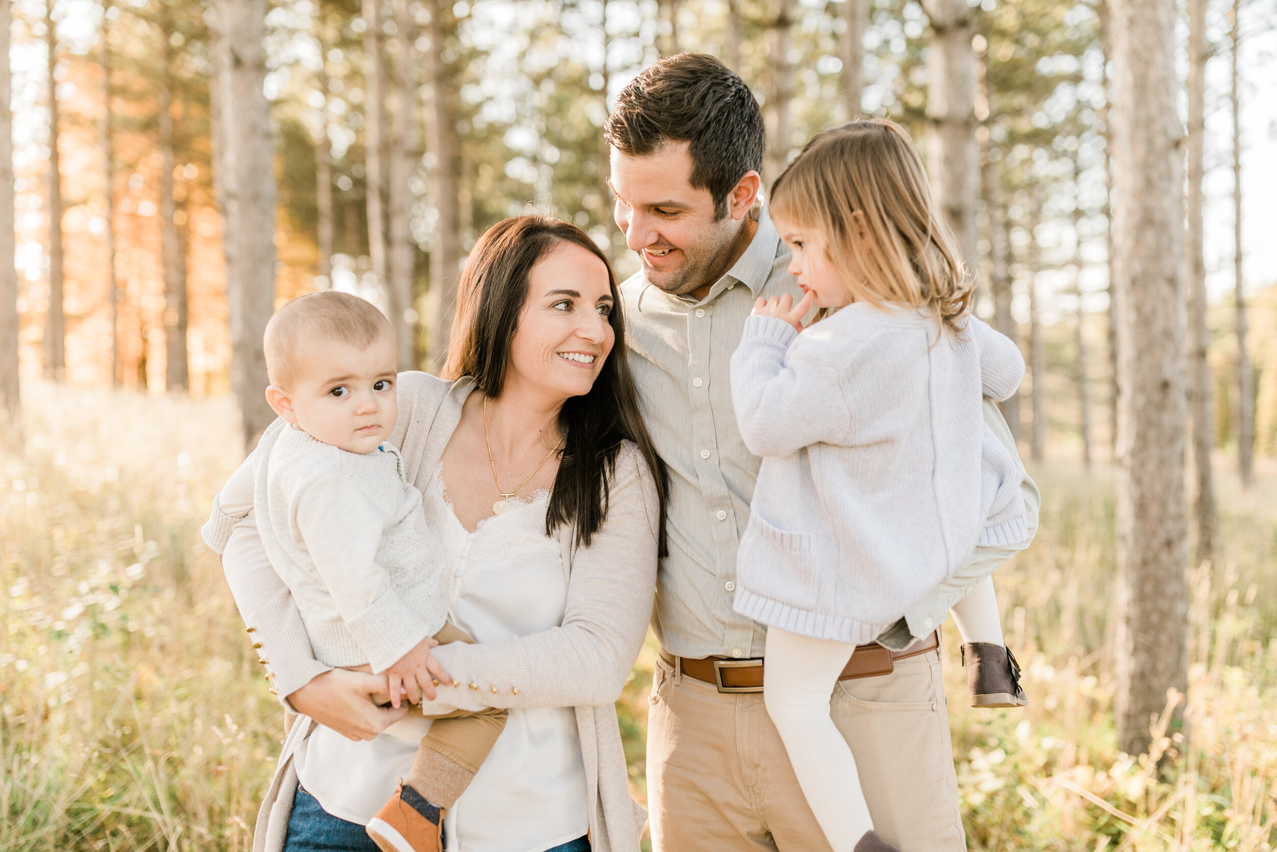 Vanessa Wyler Fall Mini Session Family Photography Waukesha Pewaukee