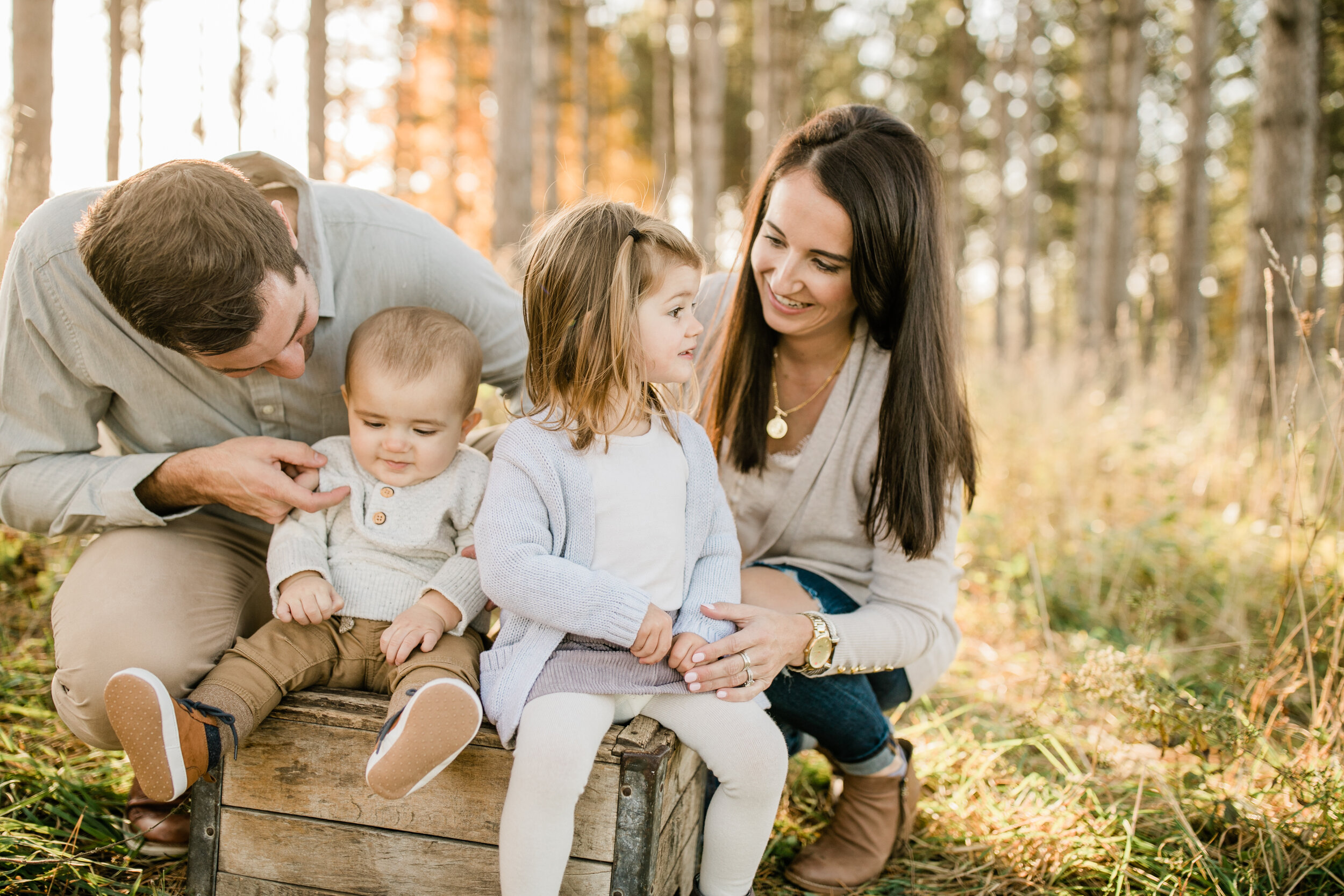 Vanessa Wyler Fall Mini Session Family Photography Waukesha Pewaukee