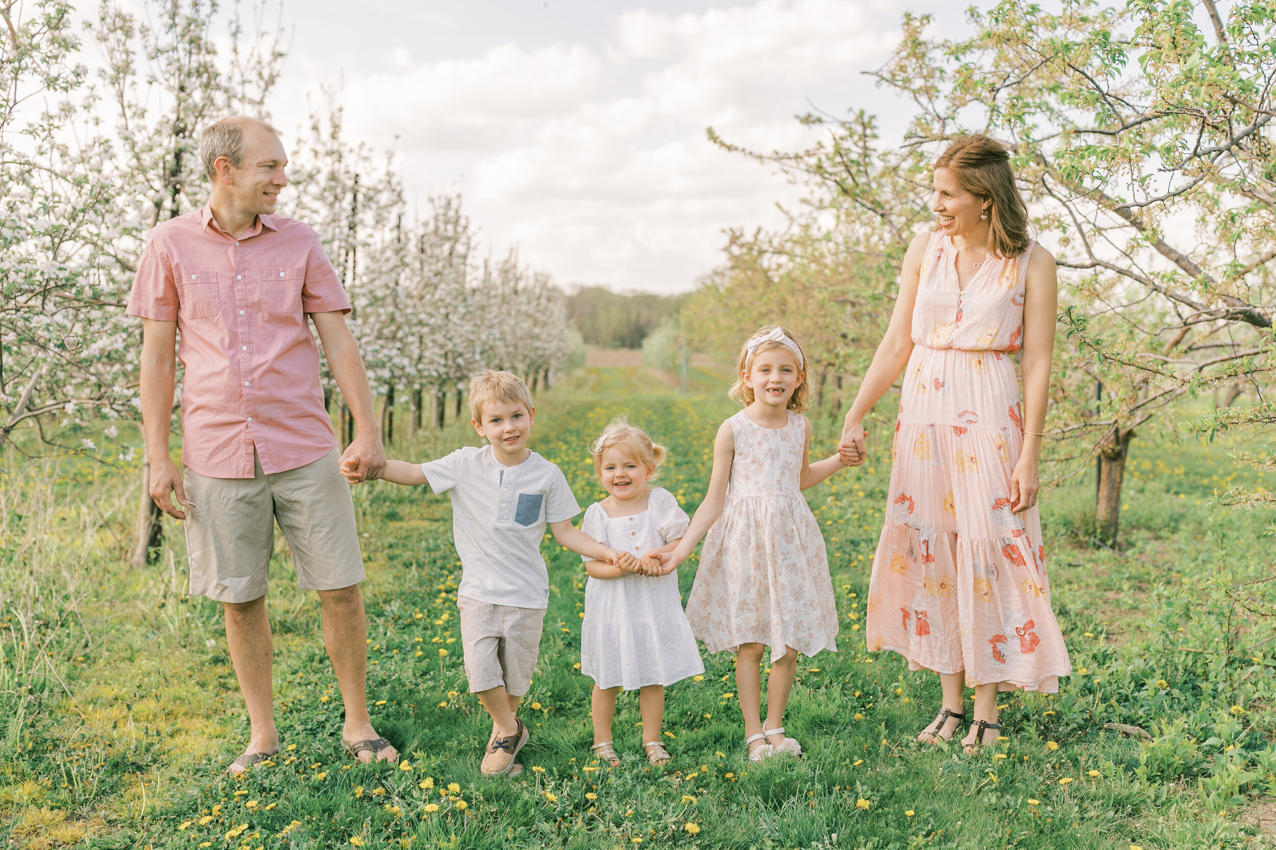 Vanessa Wyler family light and airy photography Pewaukee