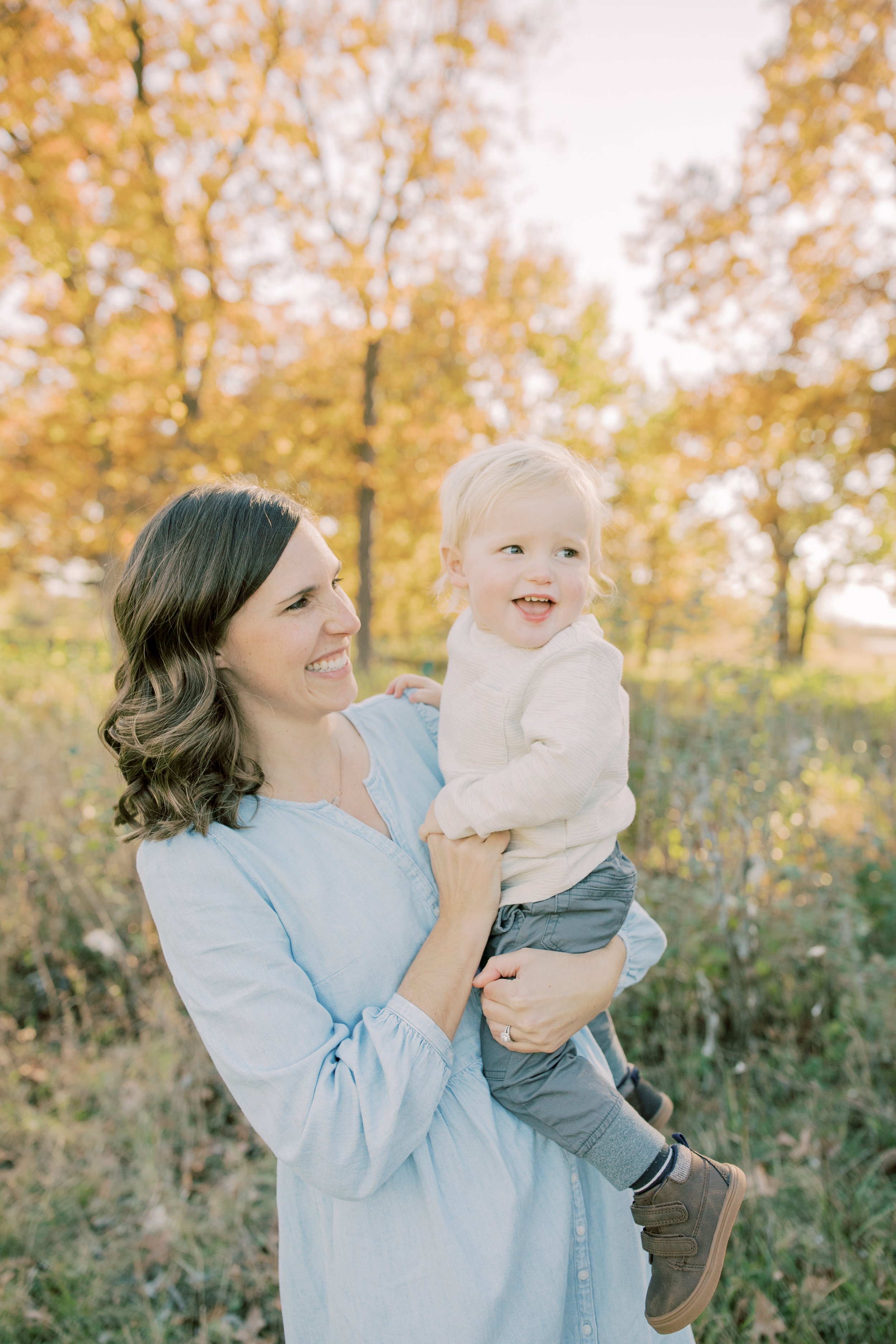 Vanessa Wyler - Waukesha Fall Family Photography - Ward Family