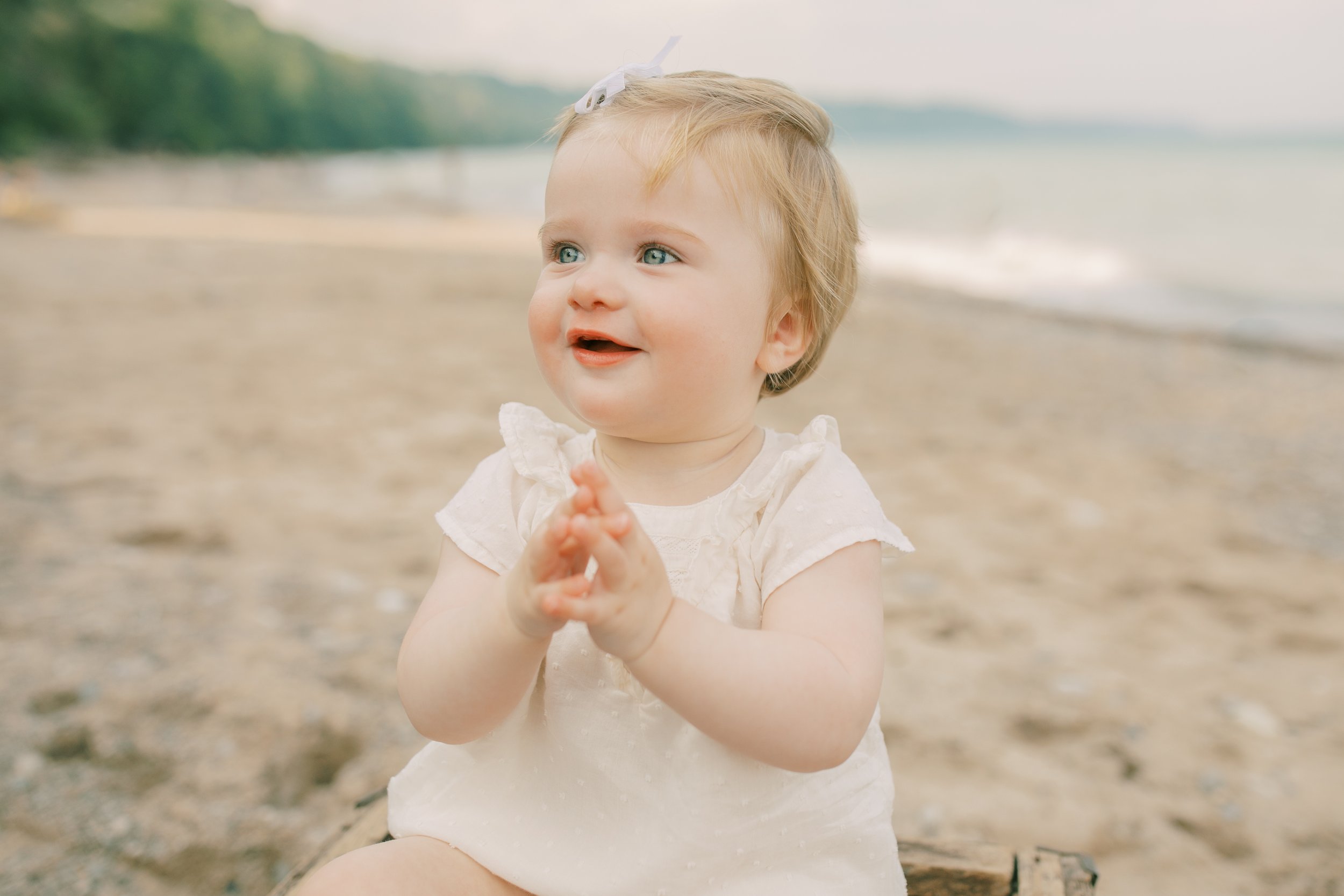 Vanessa Wyler - Lake Michigan Beach Family Photography - Klode Park