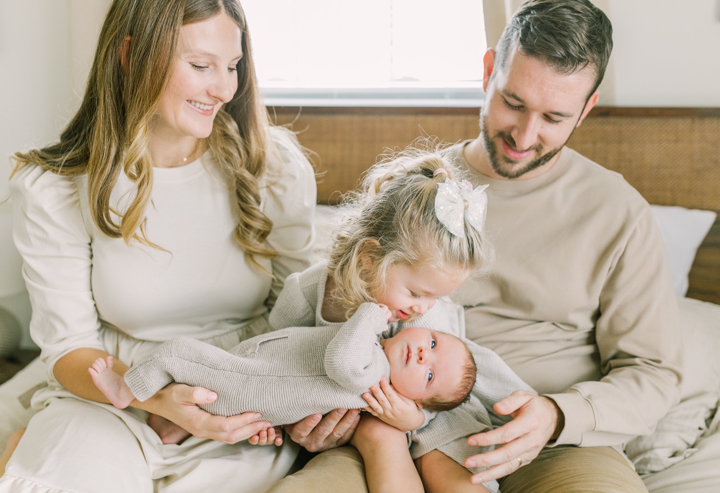 Vanessa wyler Pewaukee brookfield newborn photographer