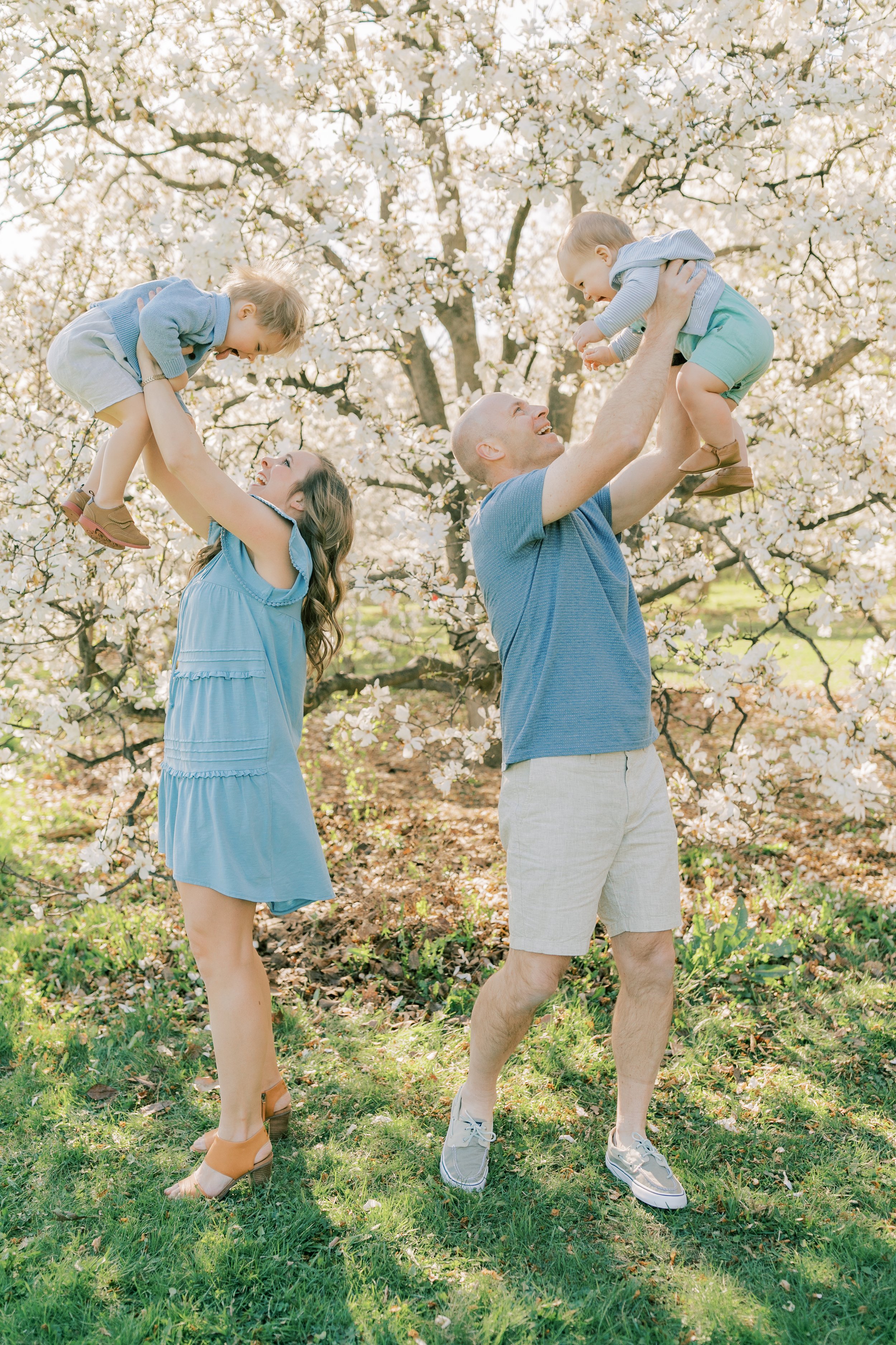 Vanessa Wyler Pewaukee Waukesha Family Photography Spring Mini Session