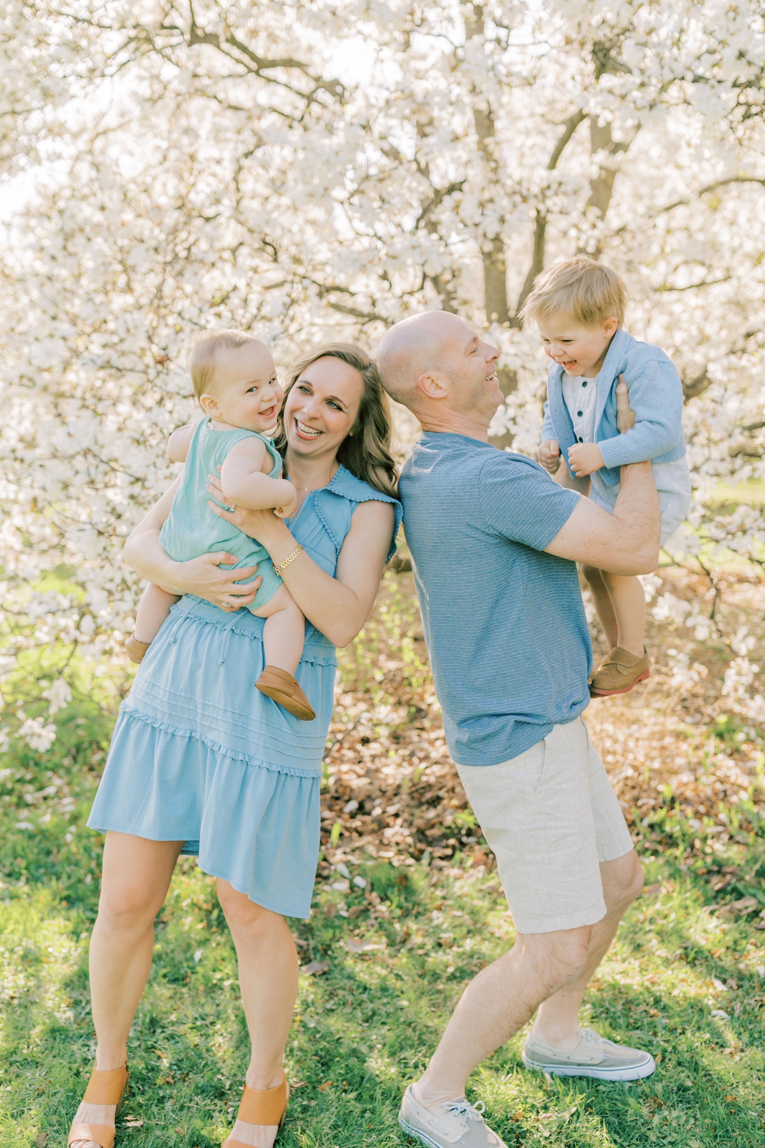 Vanessa Wyler Pewaukee Waukesha Family Photography Spring Mini Session