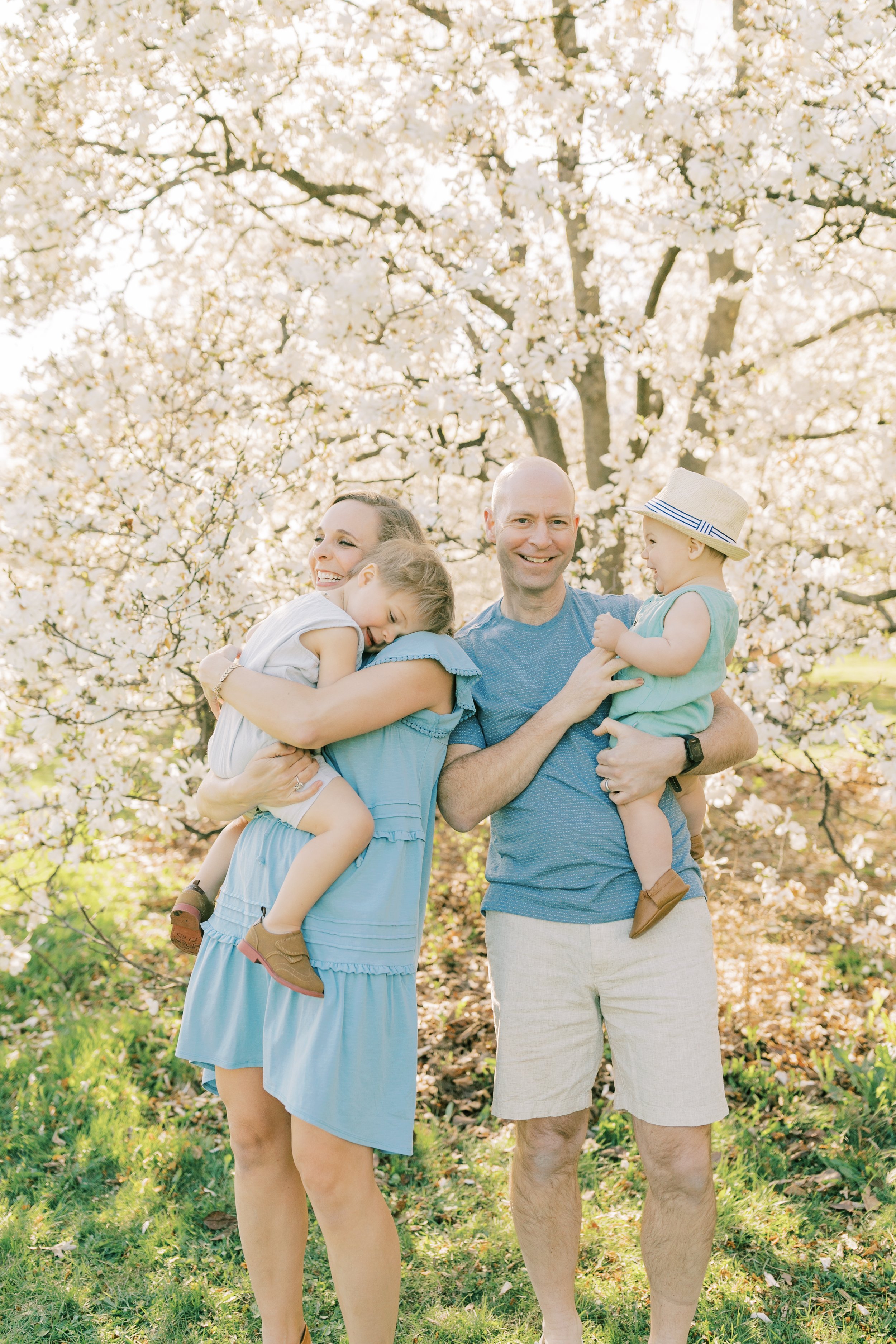 Vanessa Wyler Pewaukee Waukesha Family Photography Spring Mini Session