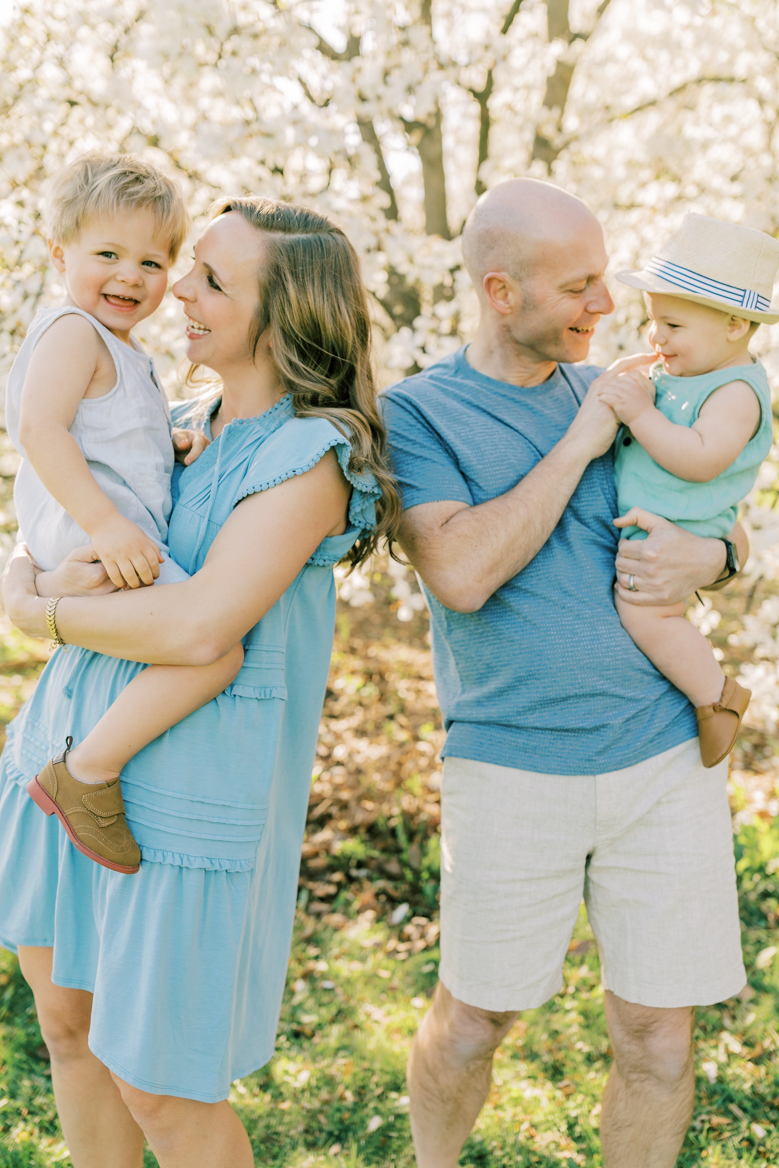 Vanessa Wyler Pewaukee Waukesha Family Photography Spring Mini Session