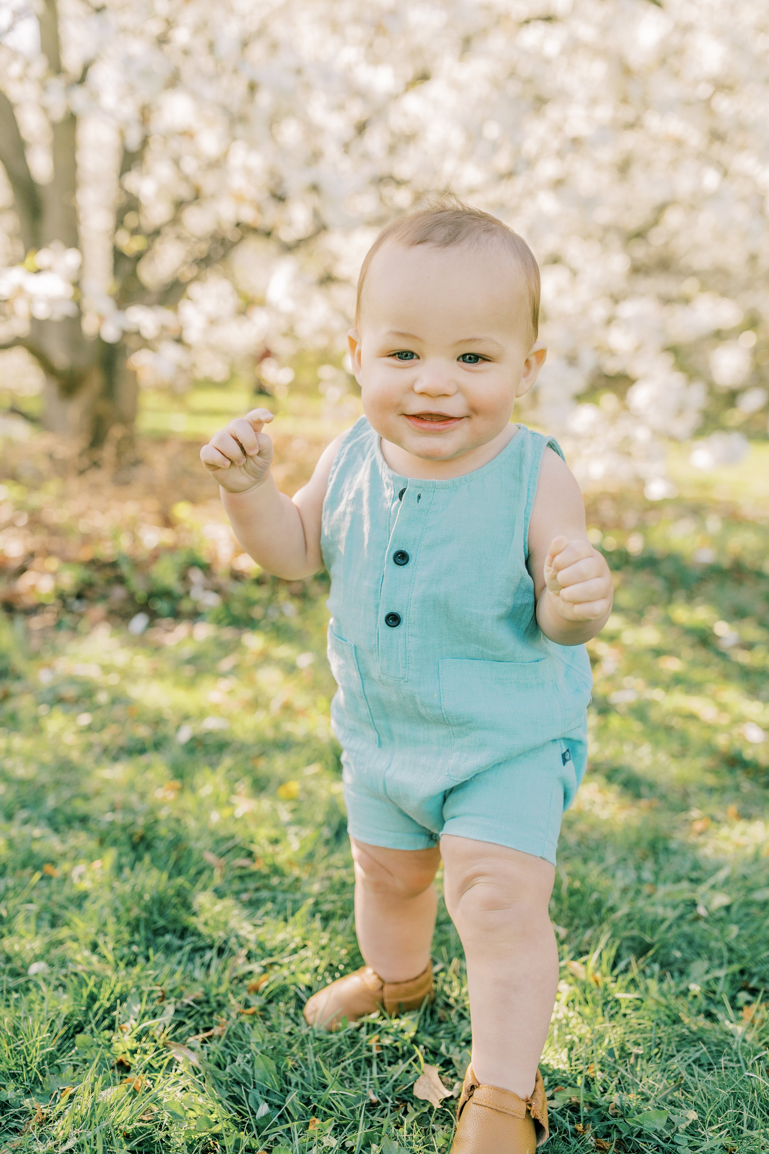 Vanessa Wyler Pewaukee Waukesha Family Photography Spring Mini Session