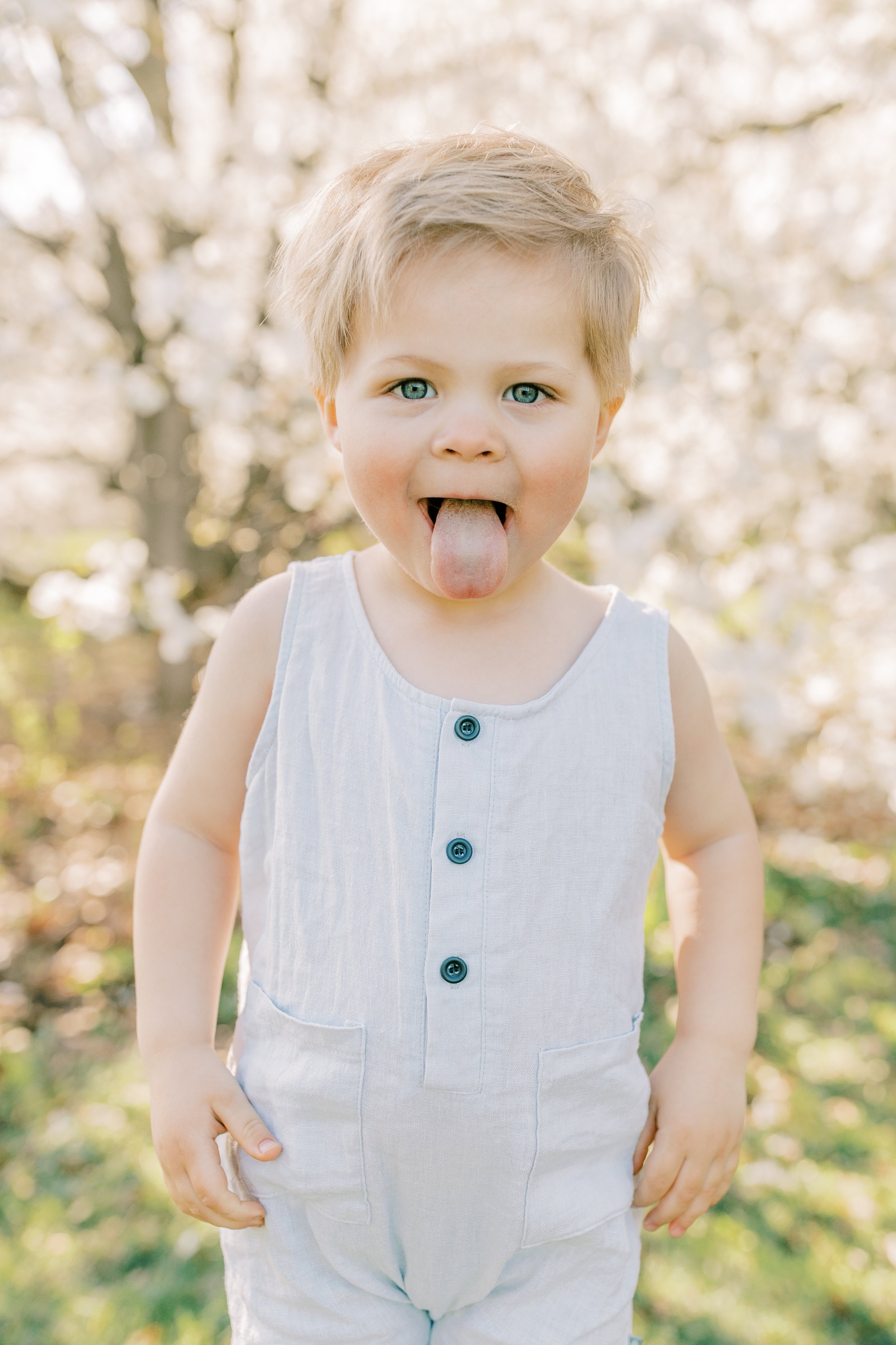 Vanessa Wyler Pewaukee Waukesha Family Photography Spring Mini Session