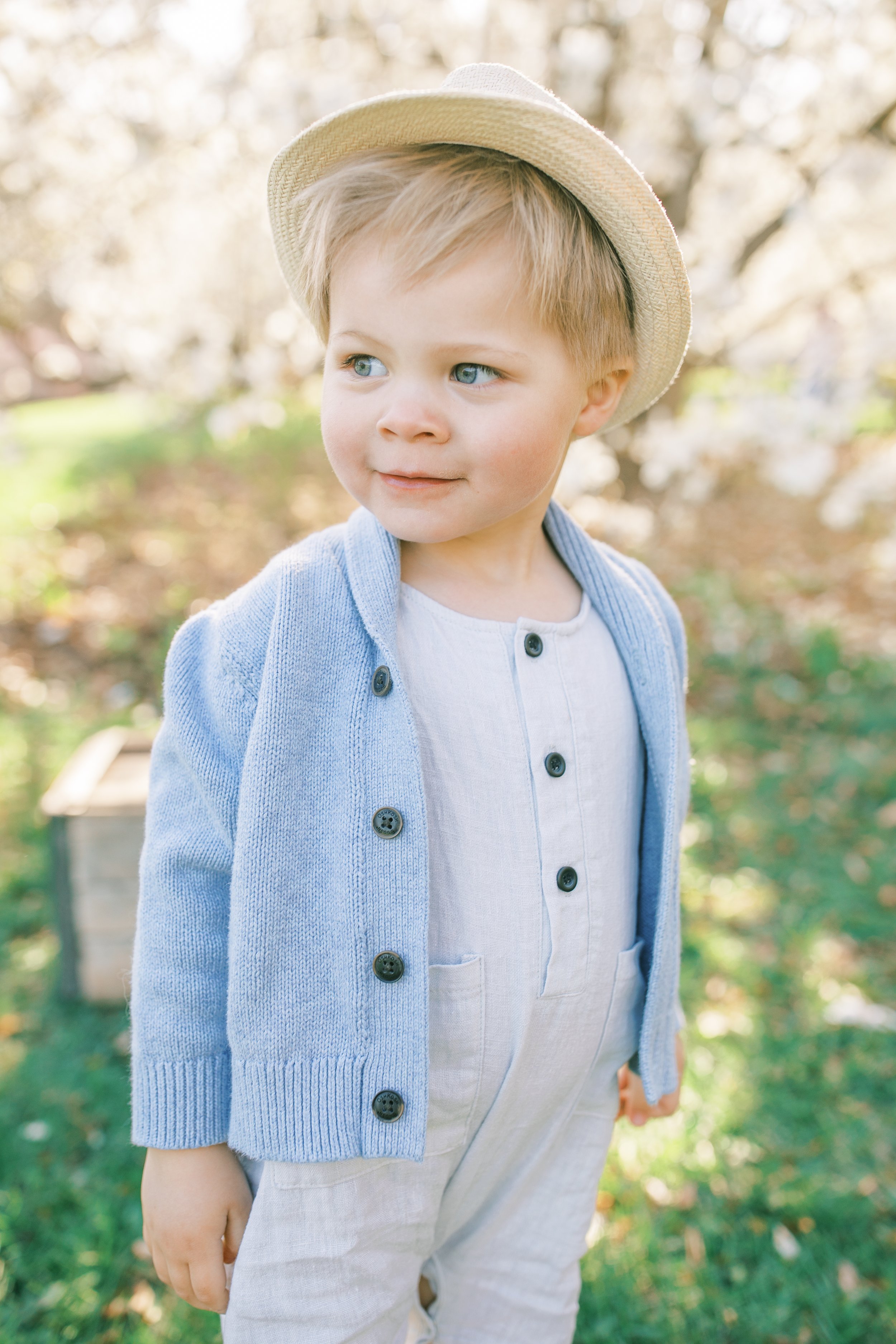 Vanessa Wyler Pewaukee Waukesha Family Photography Spring Mini Session