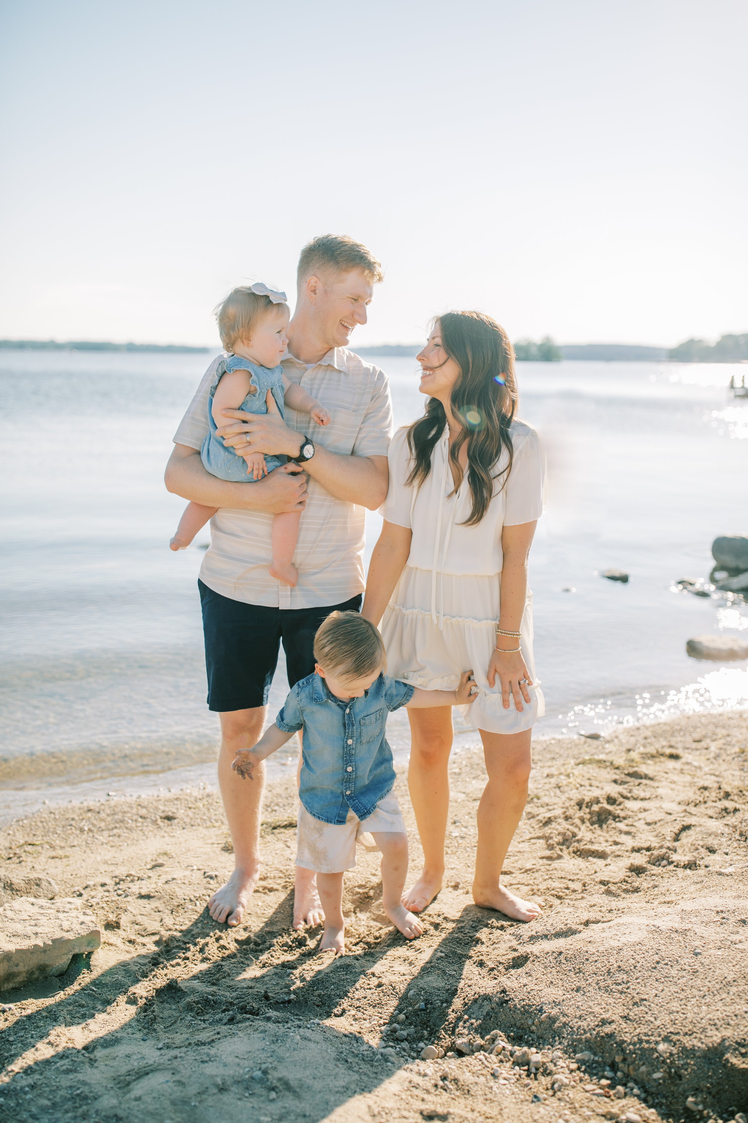 Vanessa Wyler Pewaukee Beach Family Photography