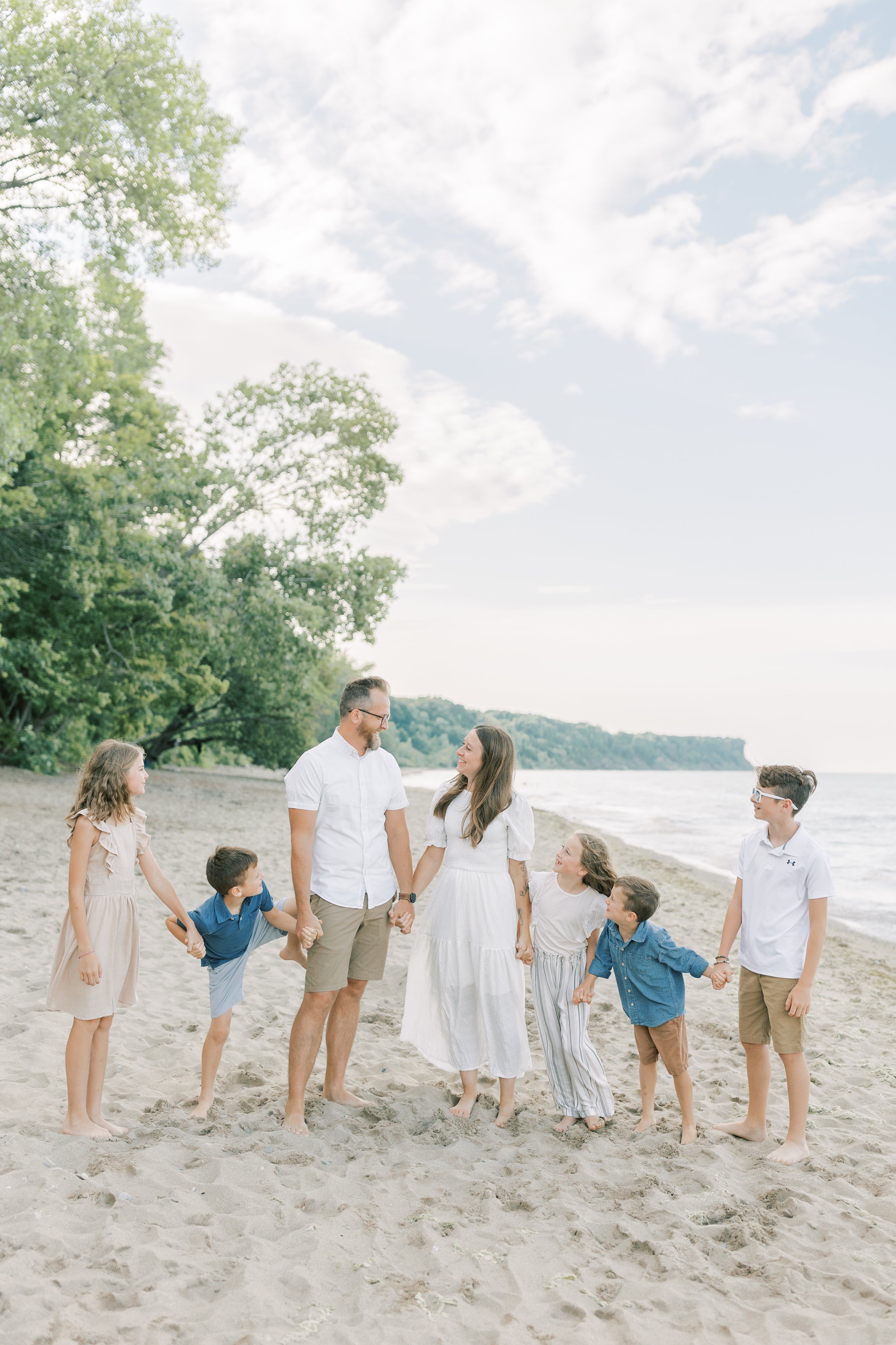 Mills Family - Vanessa Wyler Lake Michigan Beach Photography Pewaukee