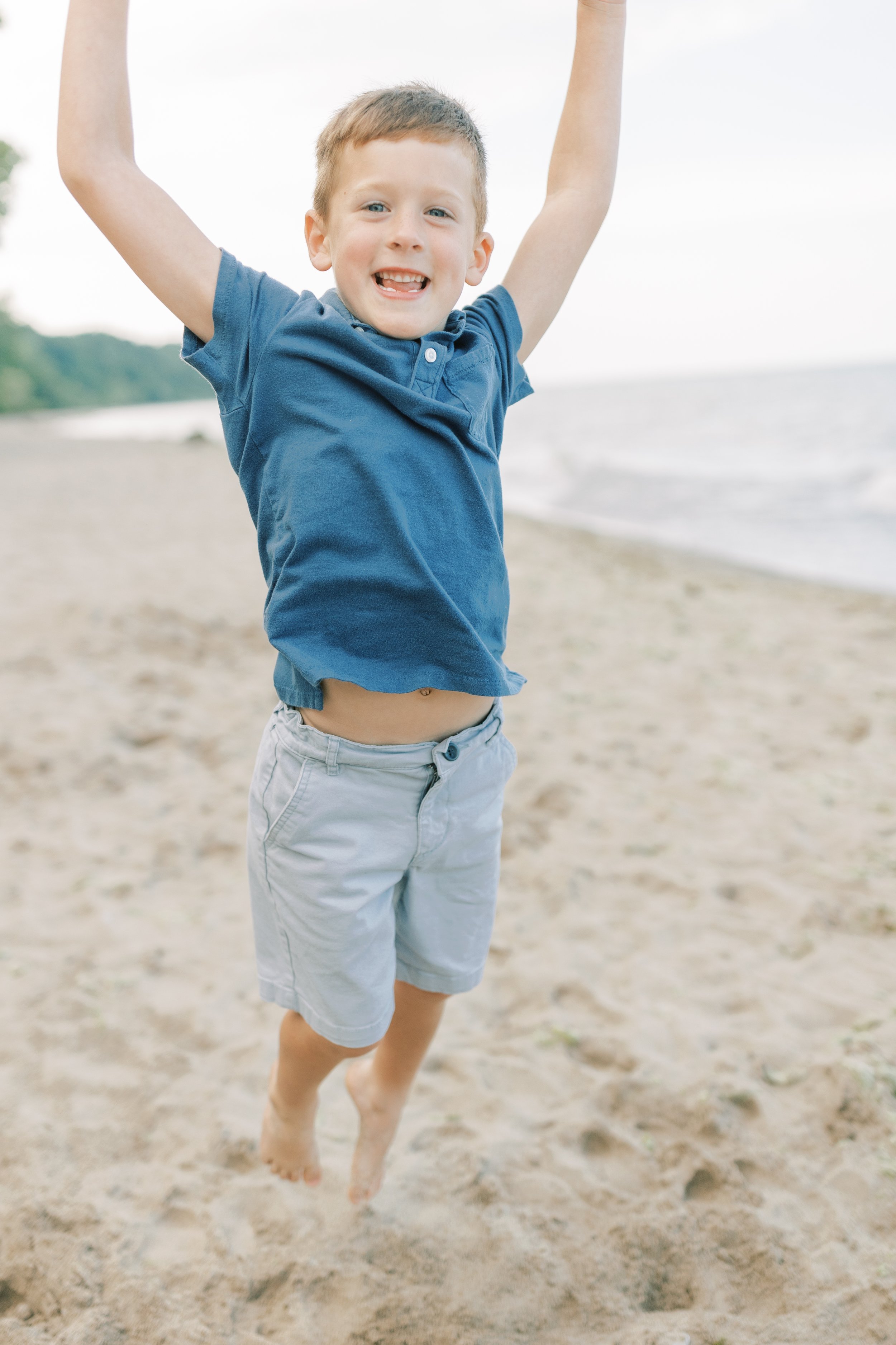 Mills Family - Vanessa Wyler Lake Michigan Beach Photography Pewaukee