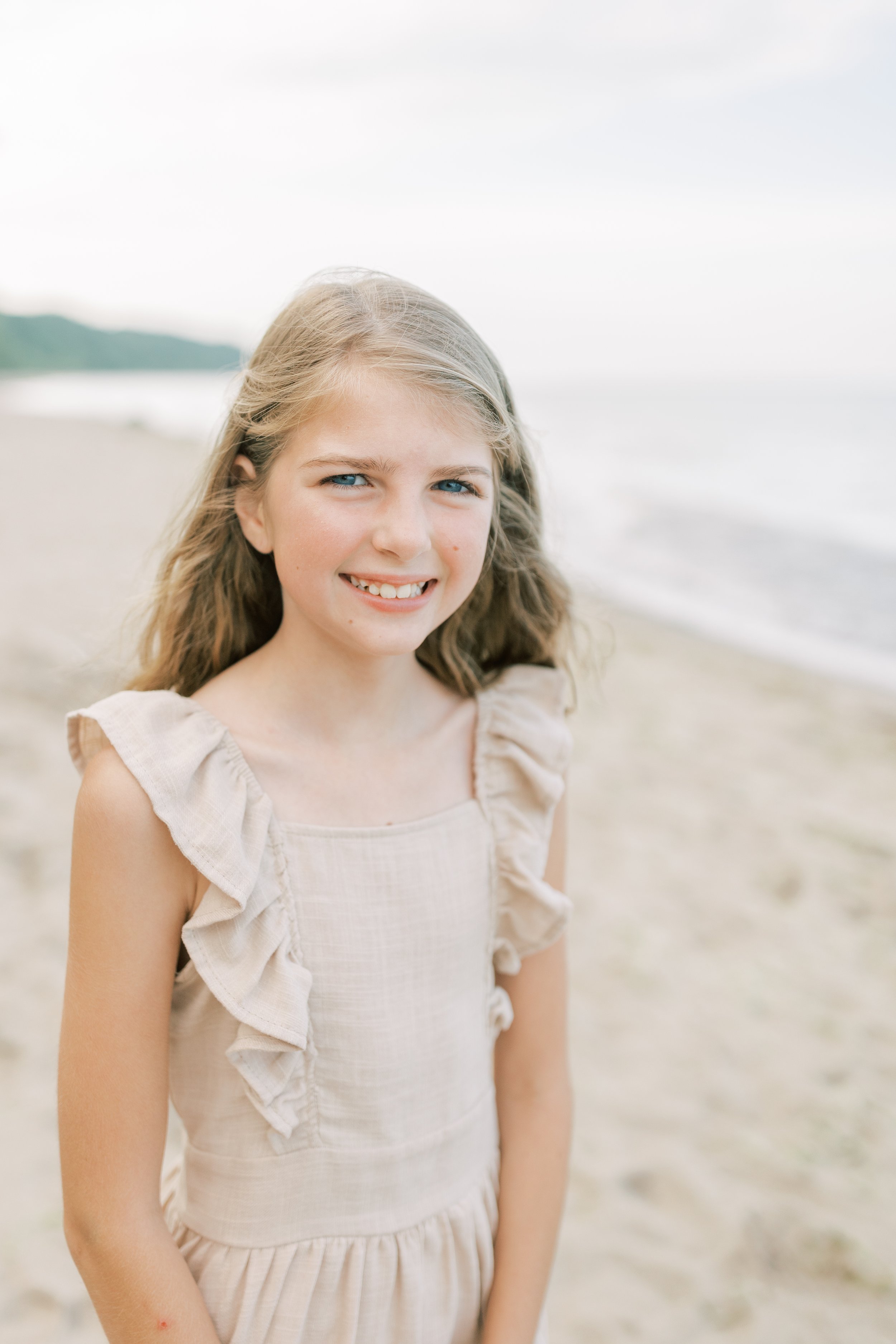 Mills Family - Vanessa Wyler Lake Michigan Beach Photography Pewaukee