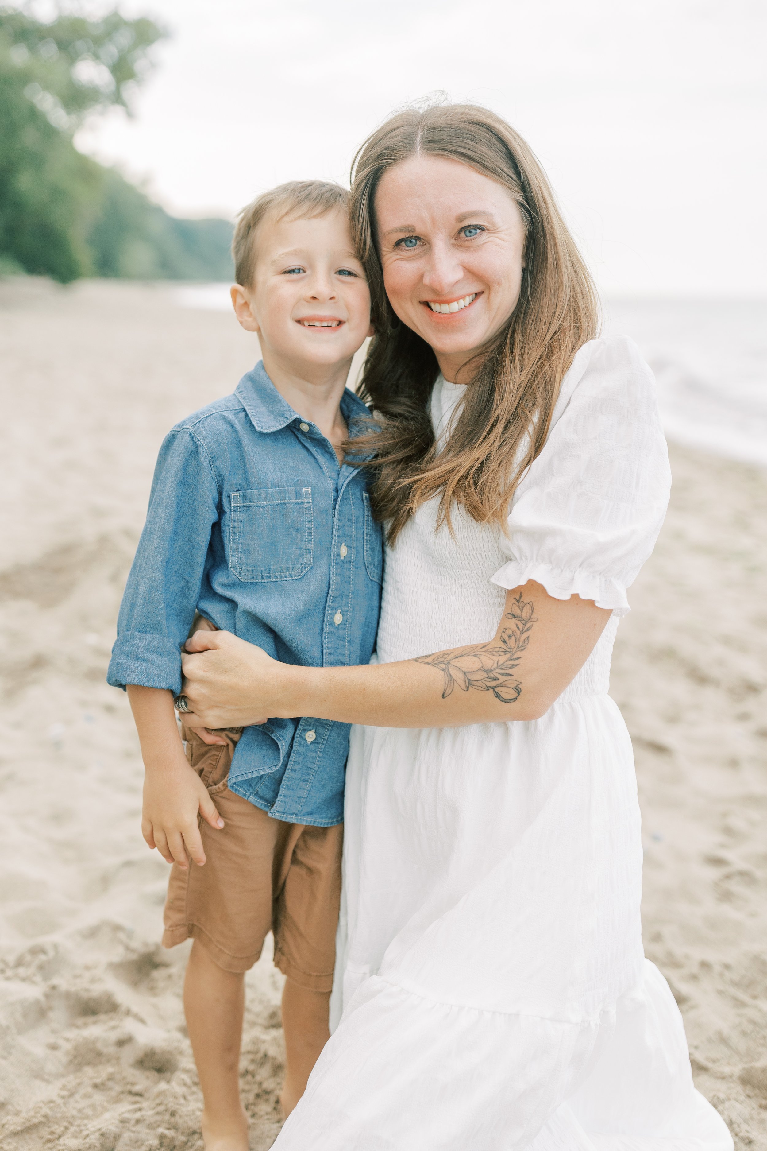 Mills Family - Vanessa Wyler Lake Michigan Beach Photography Pewaukee