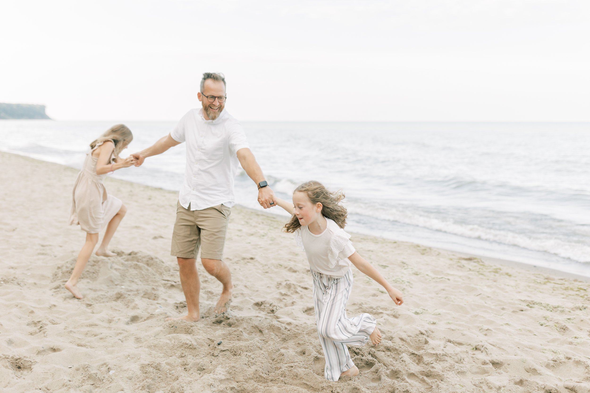 Mills Family - Vanessa Wyler Lake Michigan Beach Photography Pewaukee