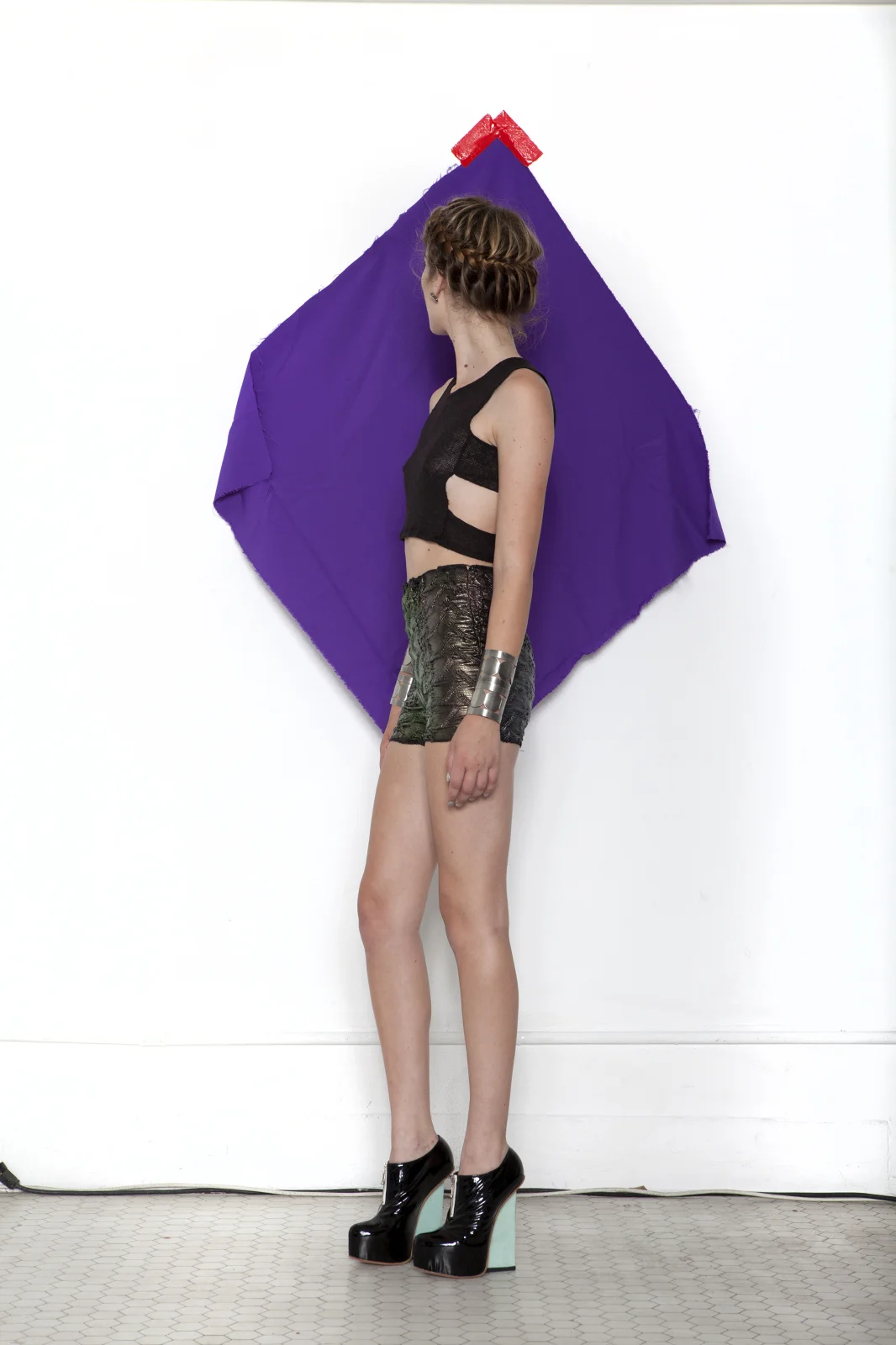c5e5c8cdcf946d39-PageImage-528540-5023879-HOWLClothing_BurningChrome2012_09.jpg