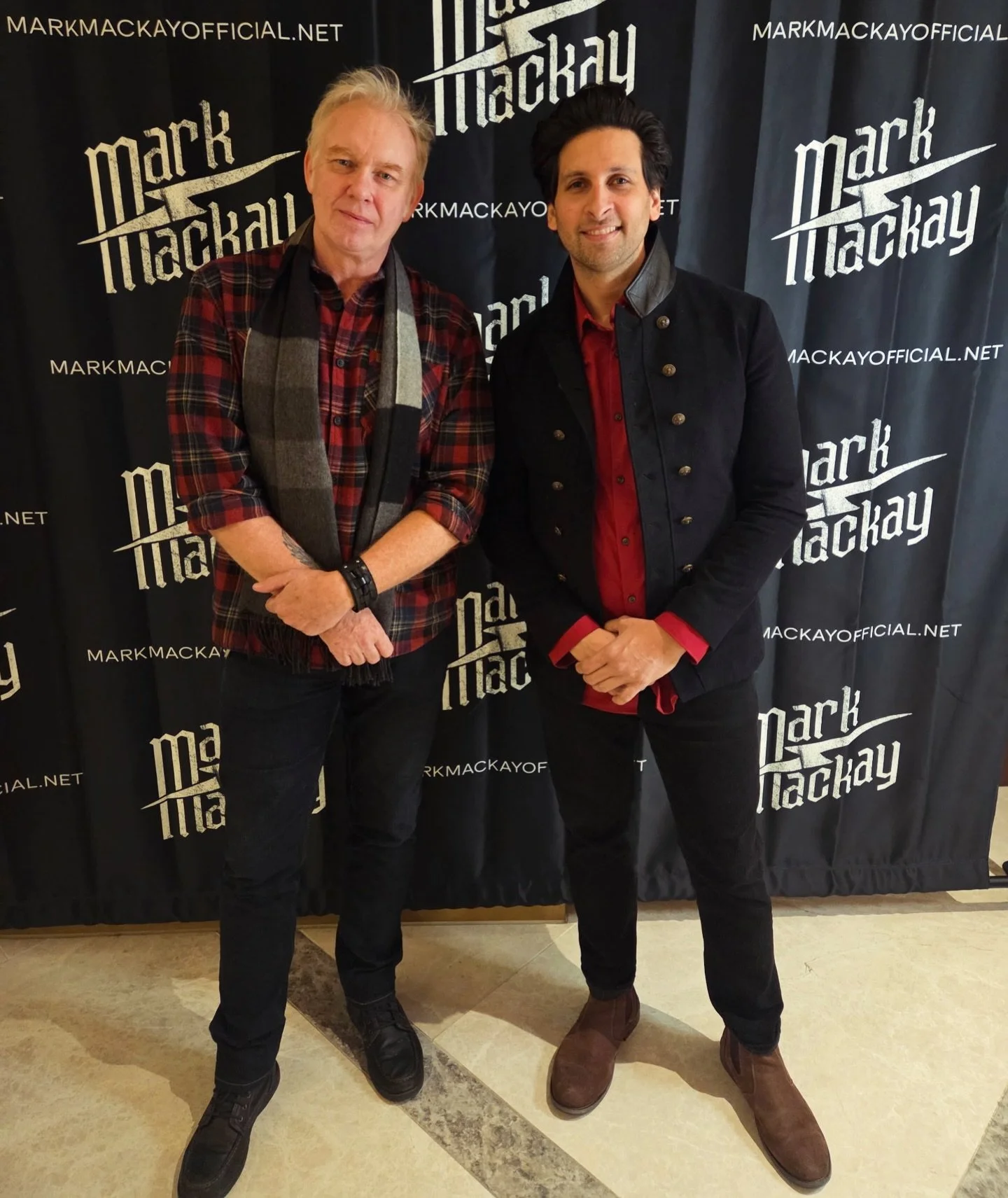 &ldquo;Mark Mackay and Jeff Marshall have arrived on the red carpet here at the Conrad for tonight&rsquo;s event&rdquo; ✨⭐️

@jefferymarshall @conradnashville 

#singer #acoustic #guitar #guitarist #nashville #christmas