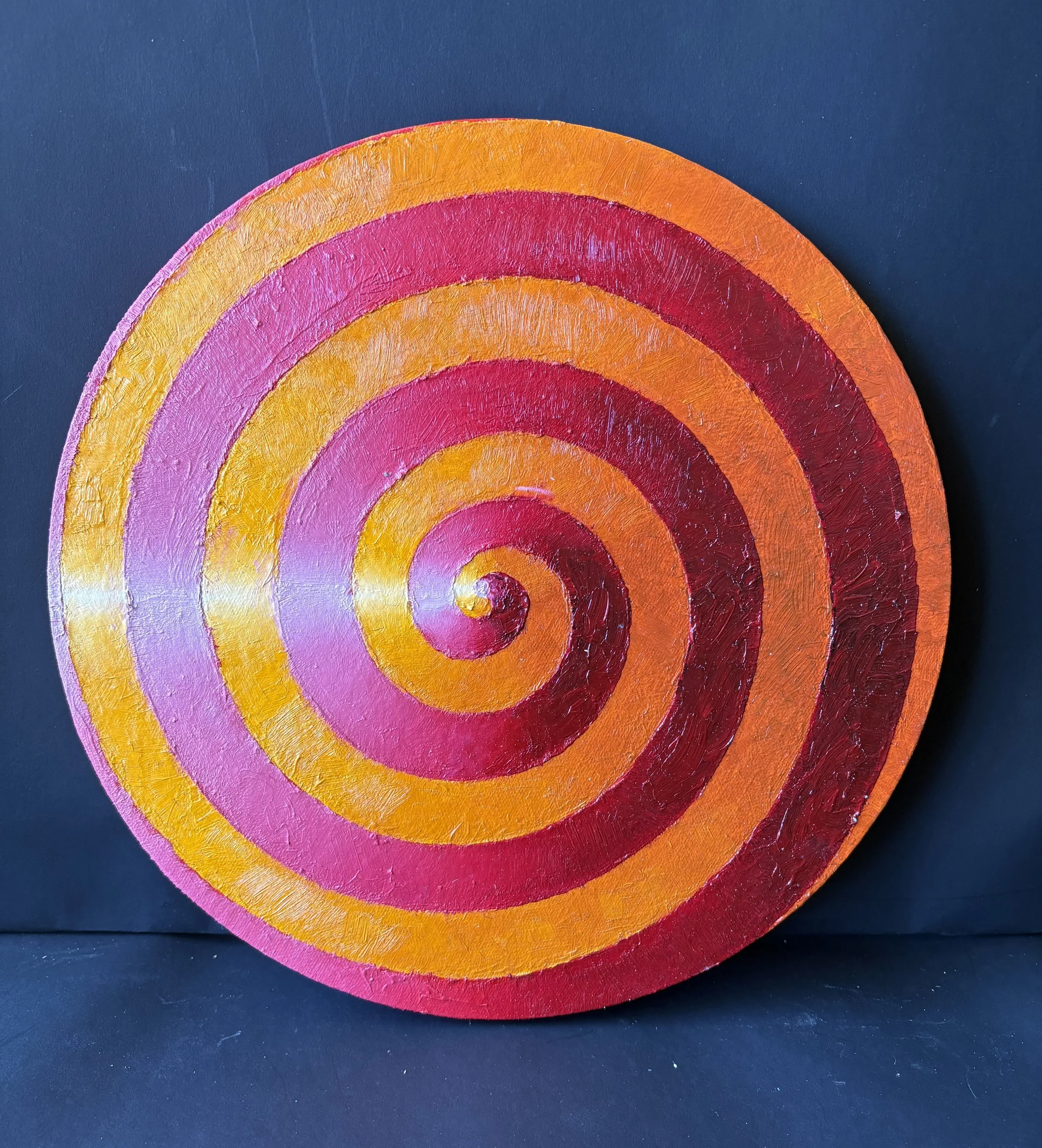  Whirler, red and yellow, 2026, oil on canvas, 31 cm in diameter   price:&nbsp; $500.00 