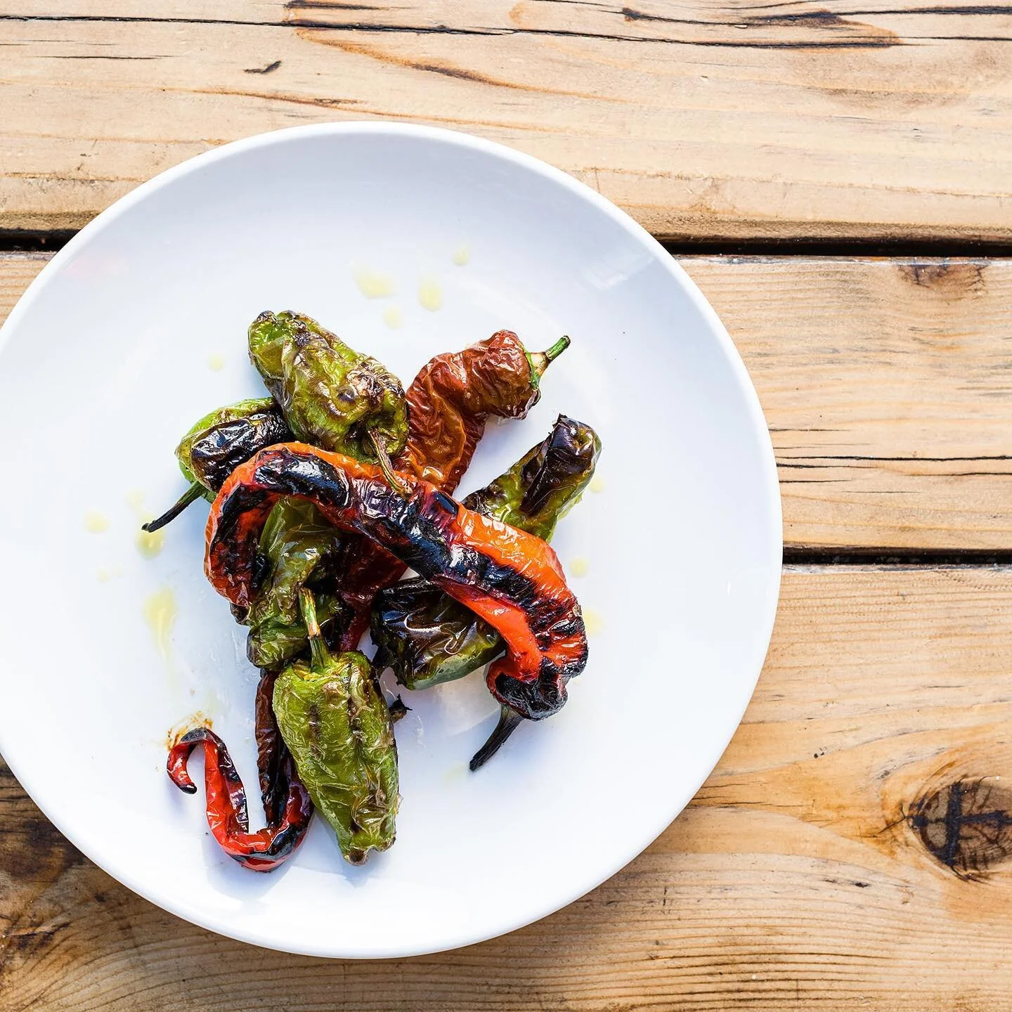 Fire Roasted Flora Bella Peppers, some hot, some not #HatchetHall